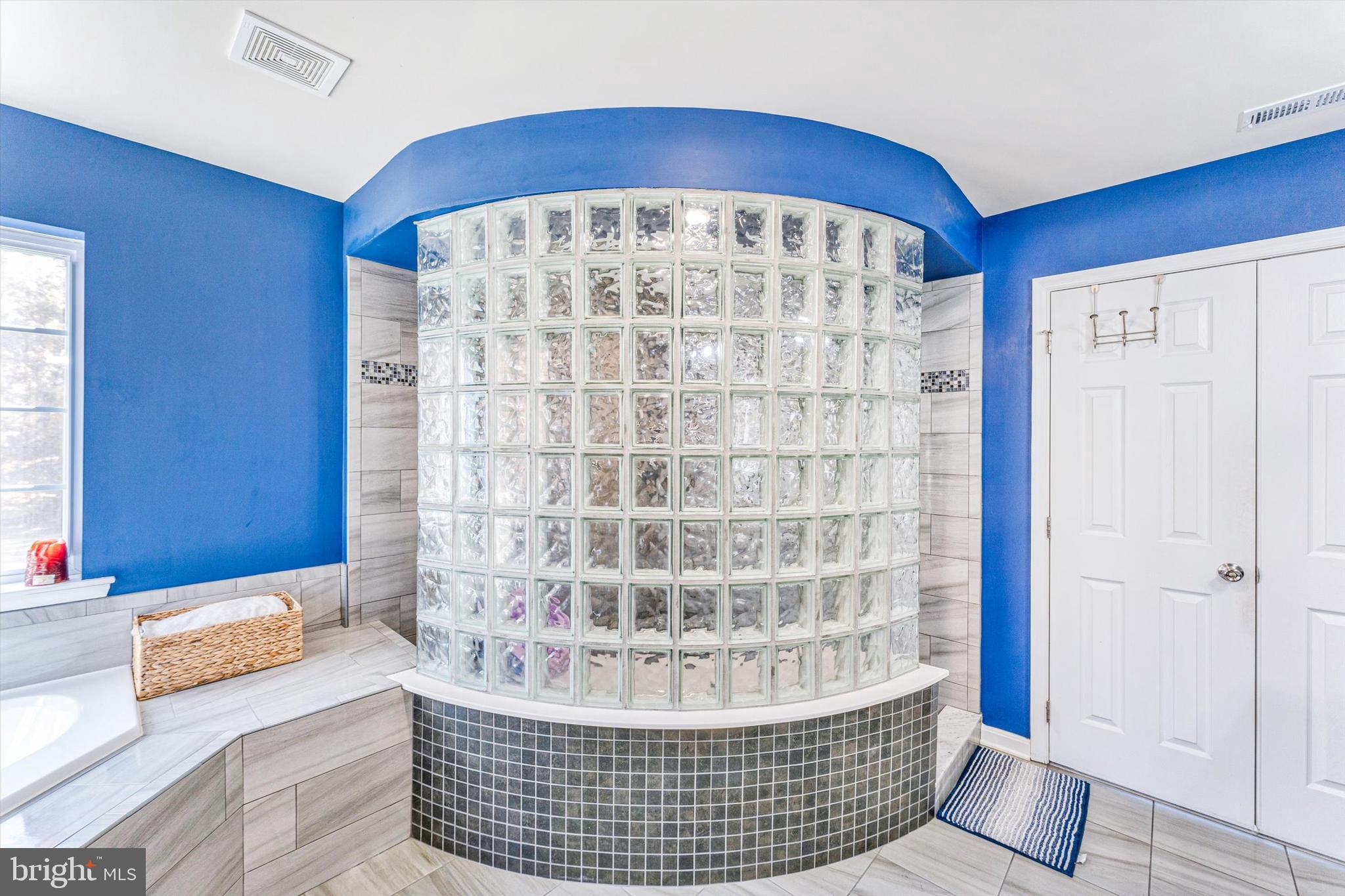 RIDGE GROVE ESTATES - Residential