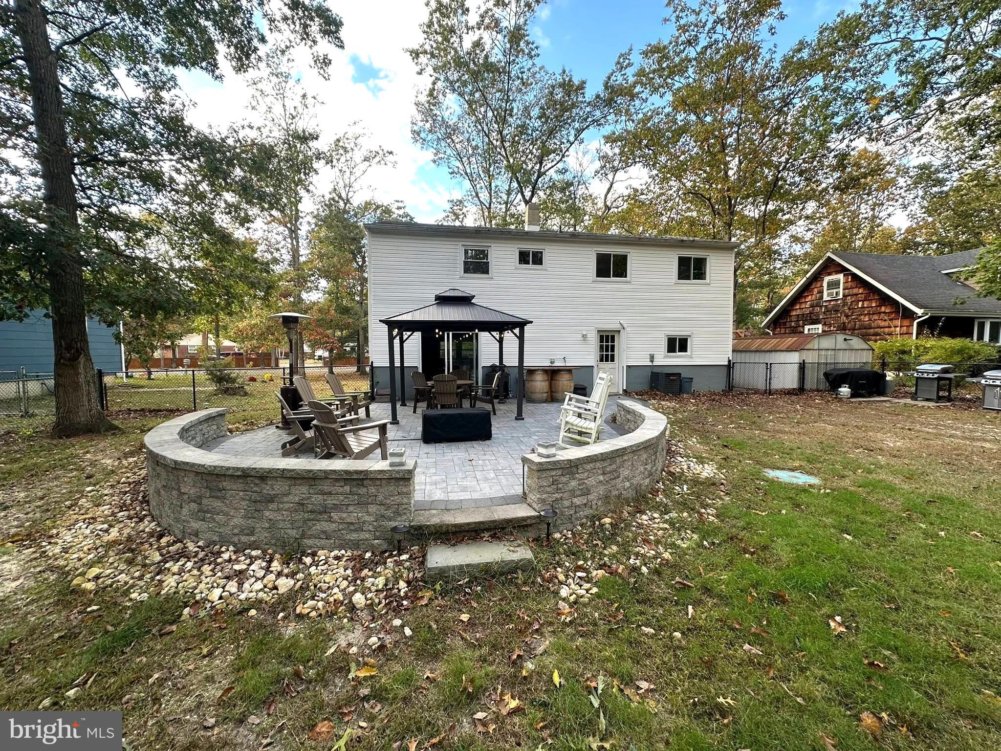 405 MASSACHUSETTS ROAD