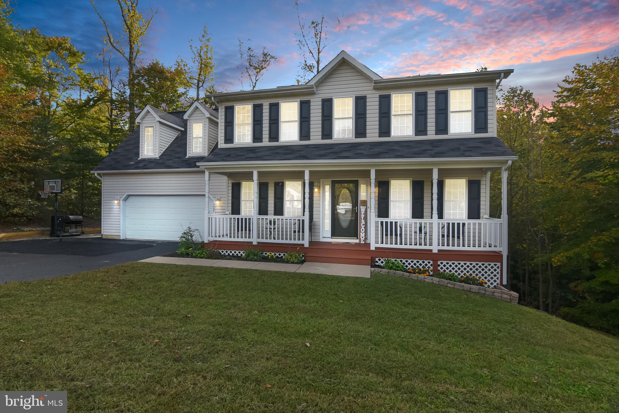 PRESIDENTIAL LAKES - Residential