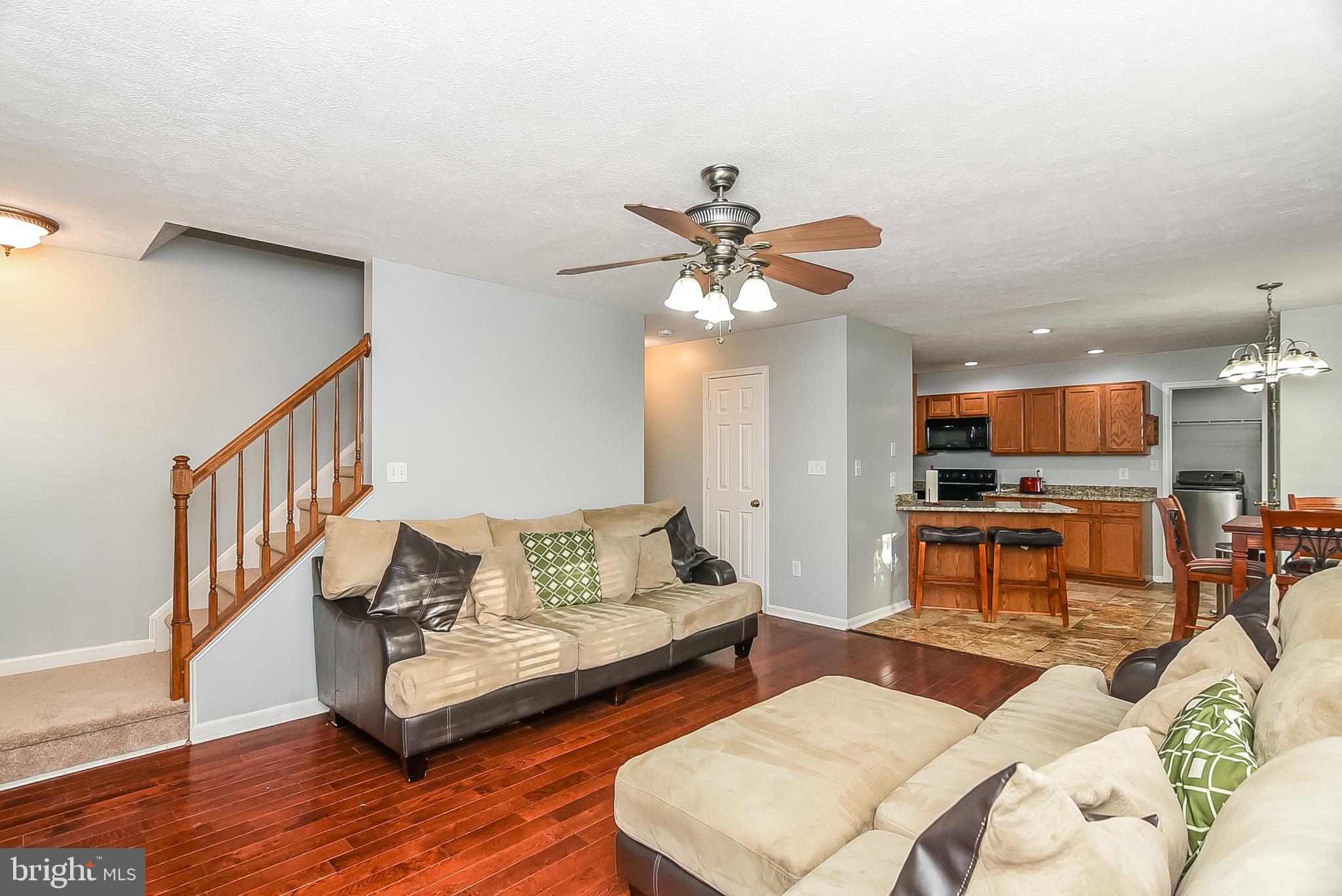 PRESIDENTIAL LAKES - Residential