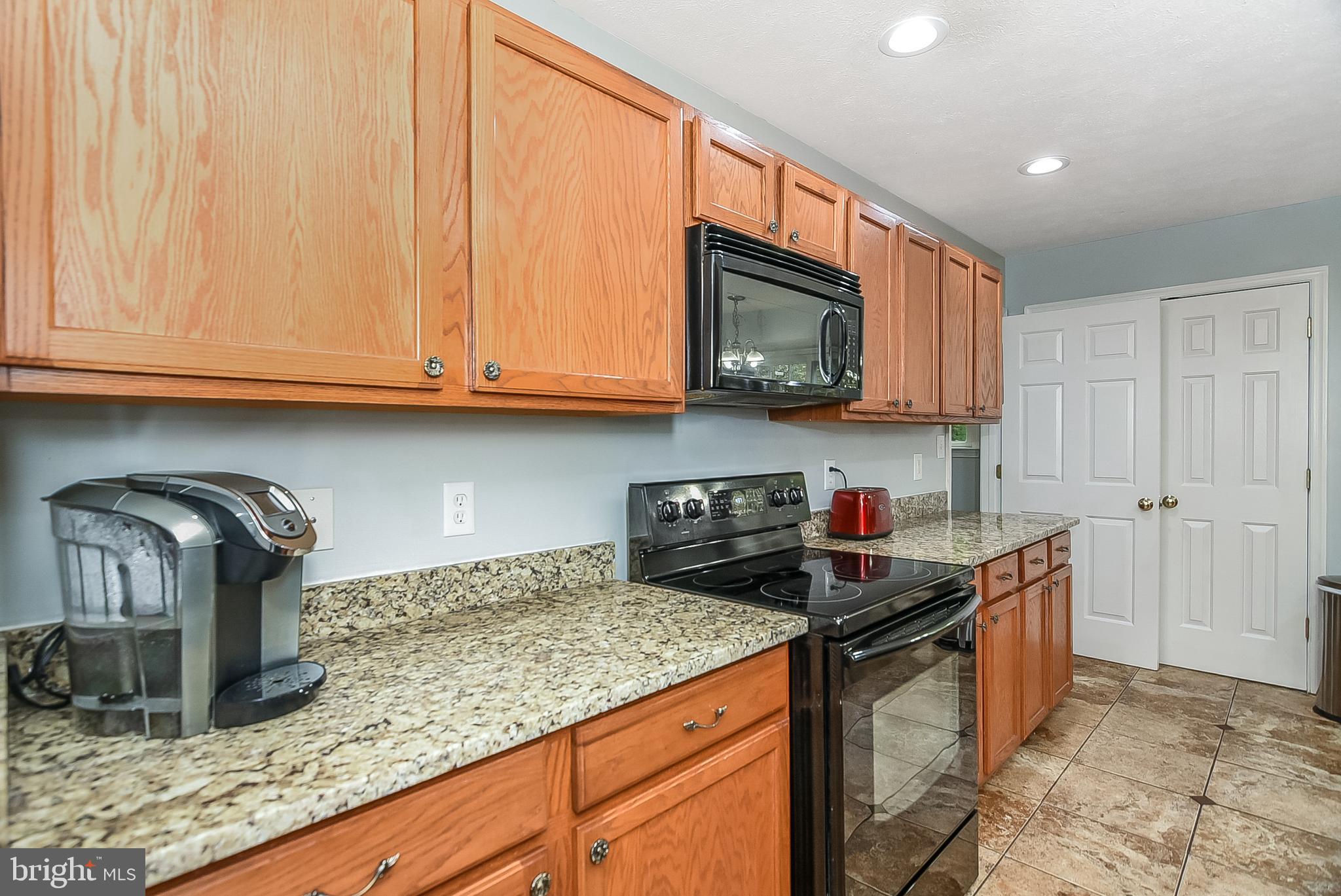 PRESIDENTIAL LAKES - Residential