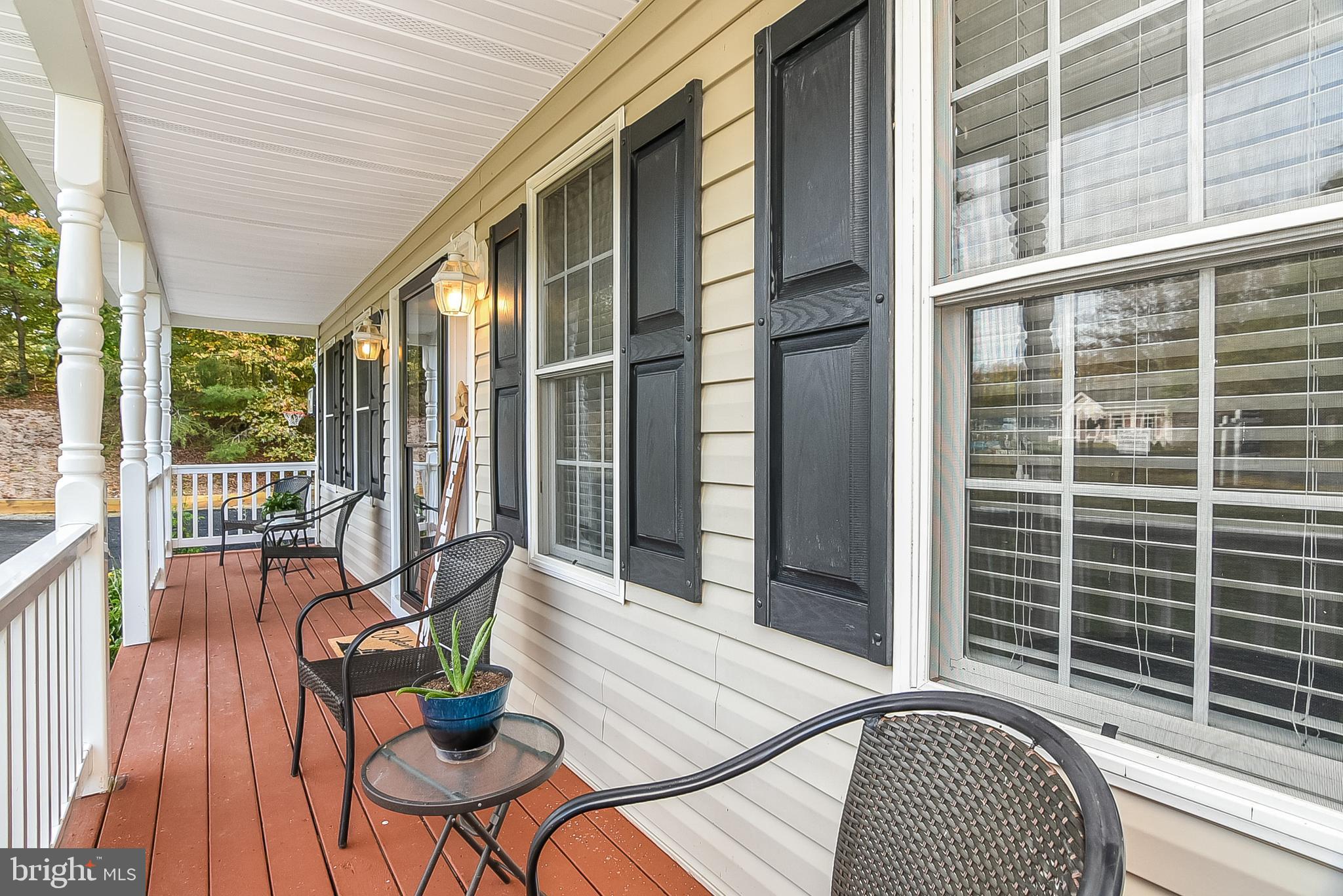 PRESIDENTIAL LAKES - Residential