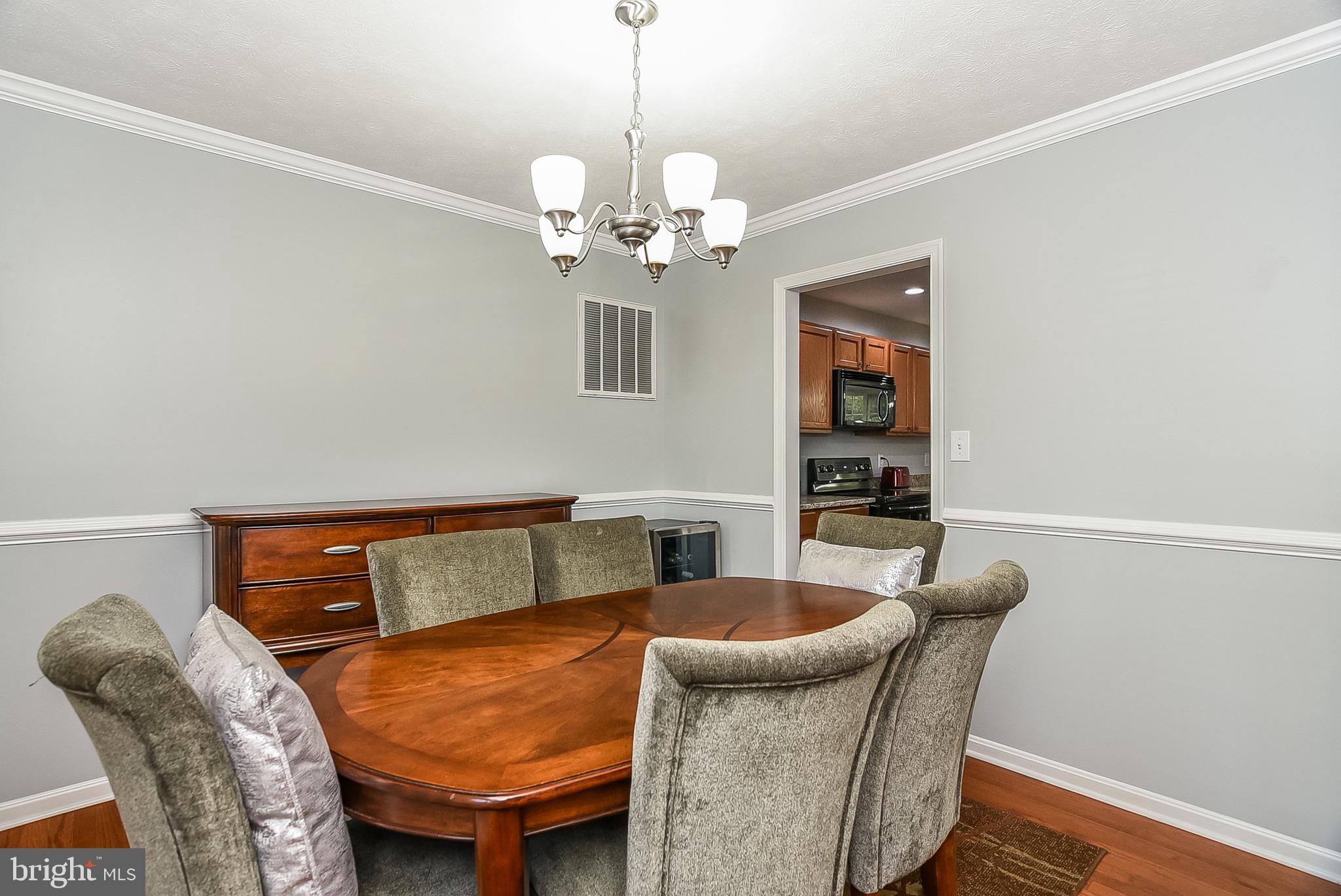 PRESIDENTIAL LAKES - Residential