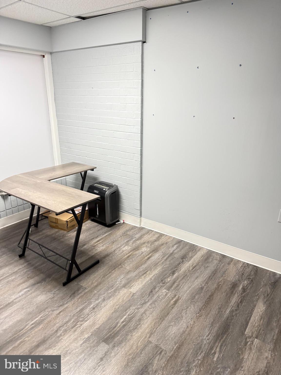 THOMAS JOHNSON SURGERY CENTER - Commercial Lease