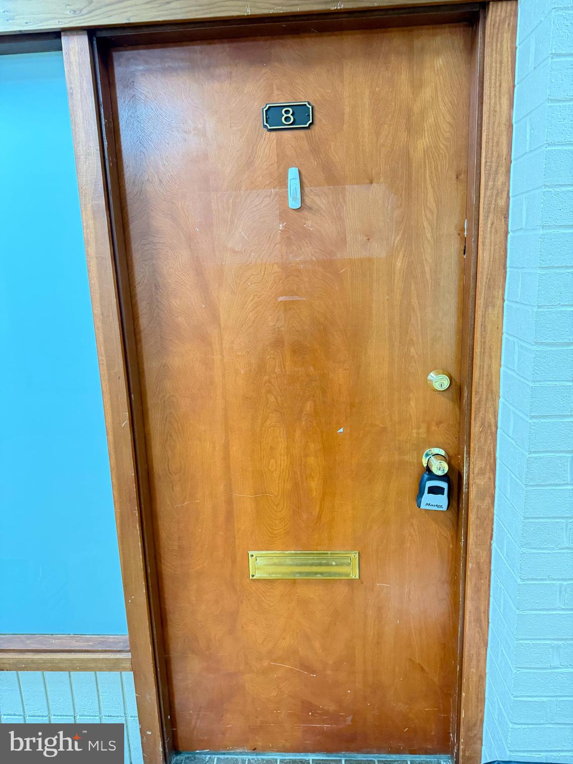 THOMAS JOHNSON SURGERY CENTER - Commercial Lease