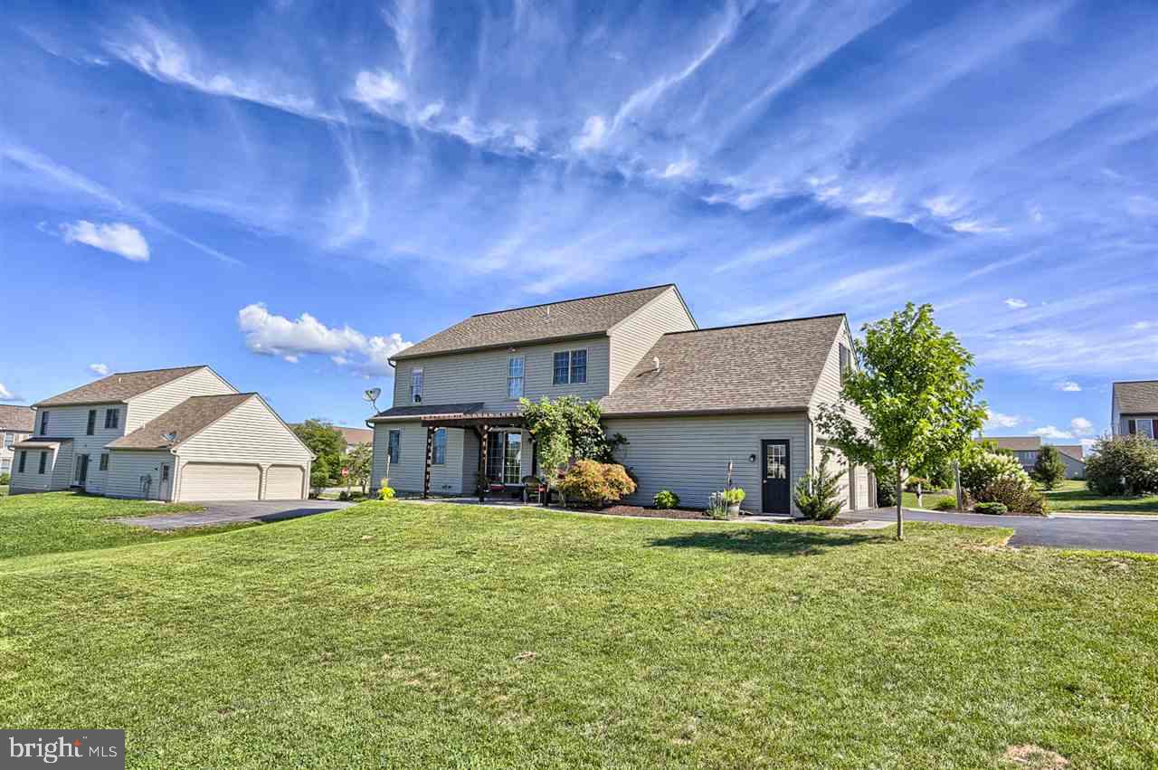 MANCHESTER MEADOWS - Residential