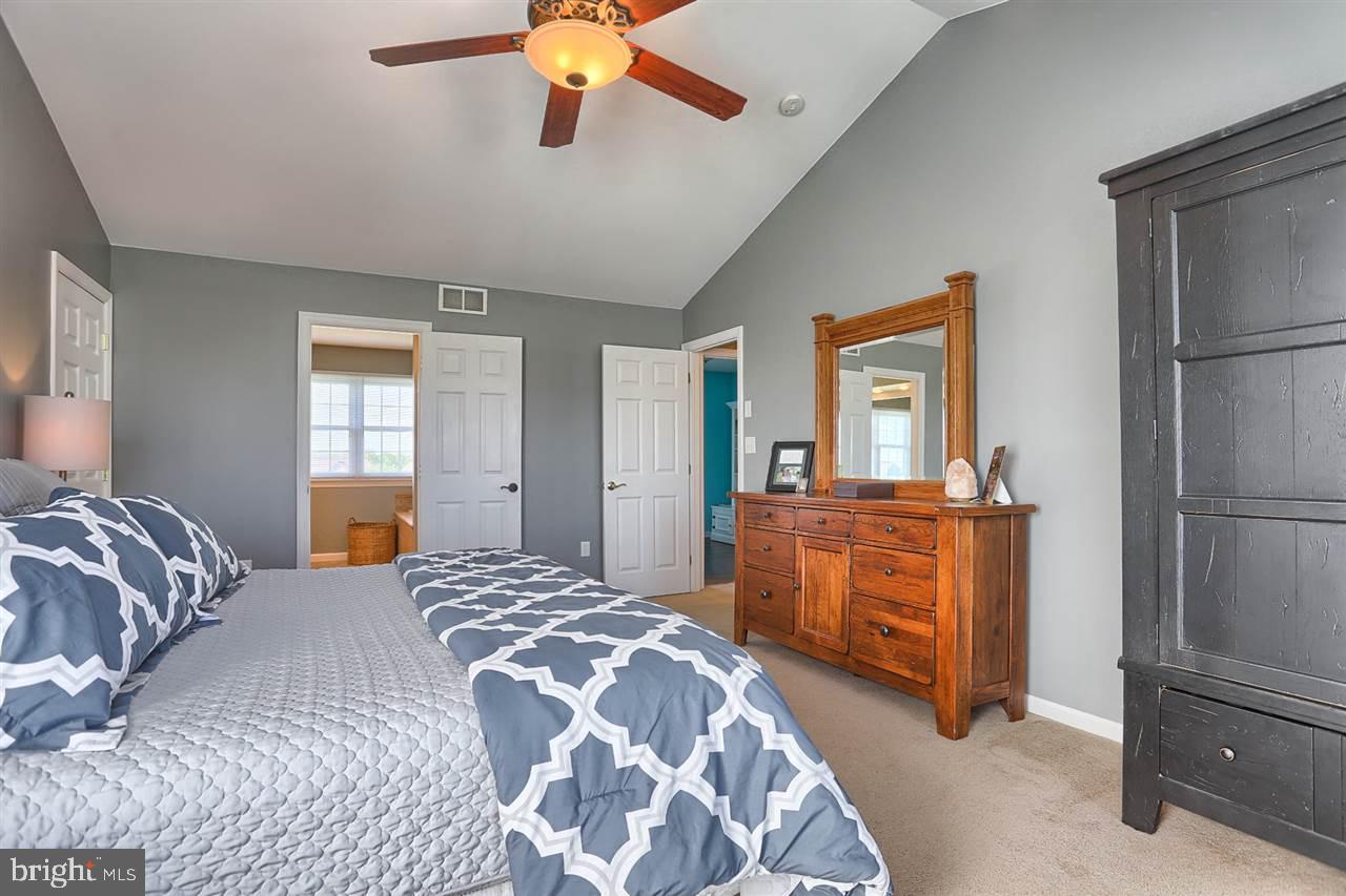 MANCHESTER MEADOWS - Residential