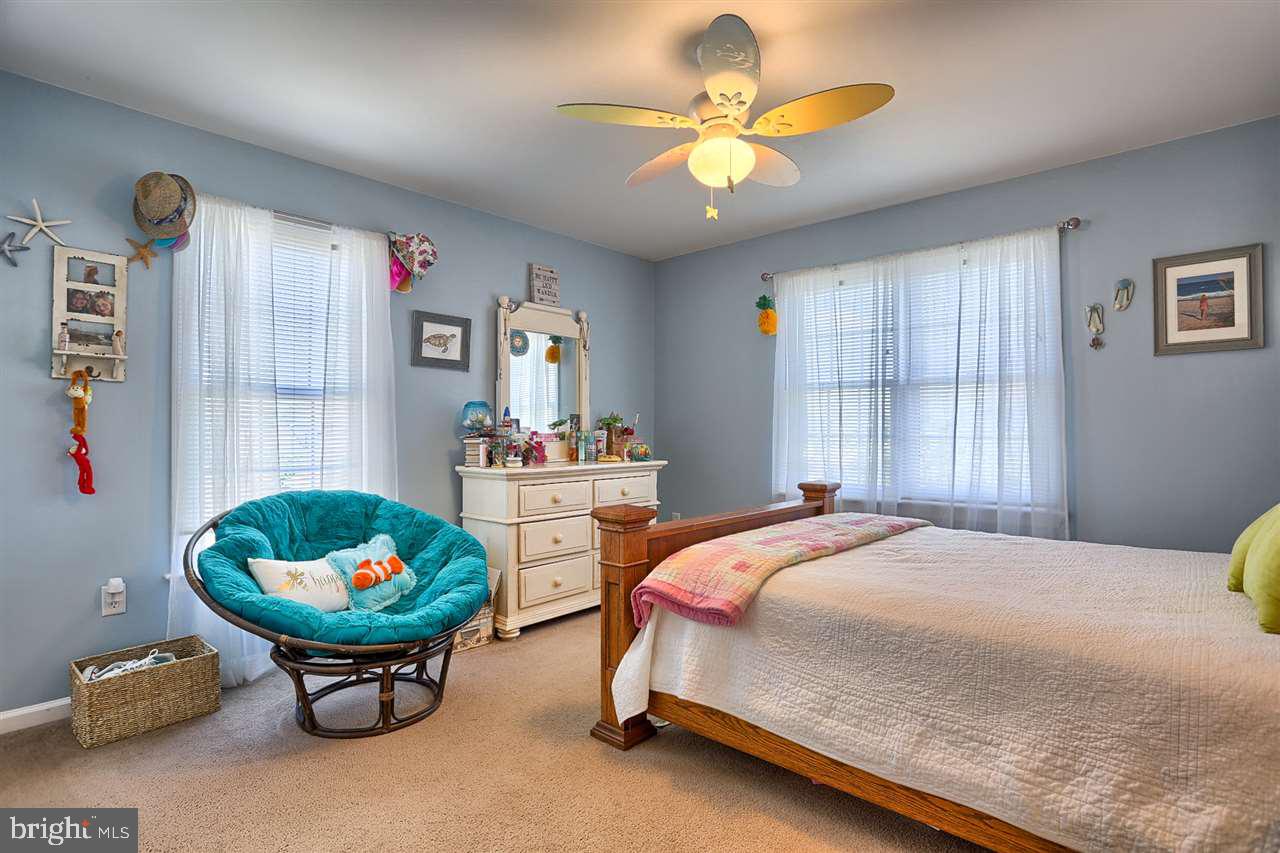 MANCHESTER MEADOWS - Residential