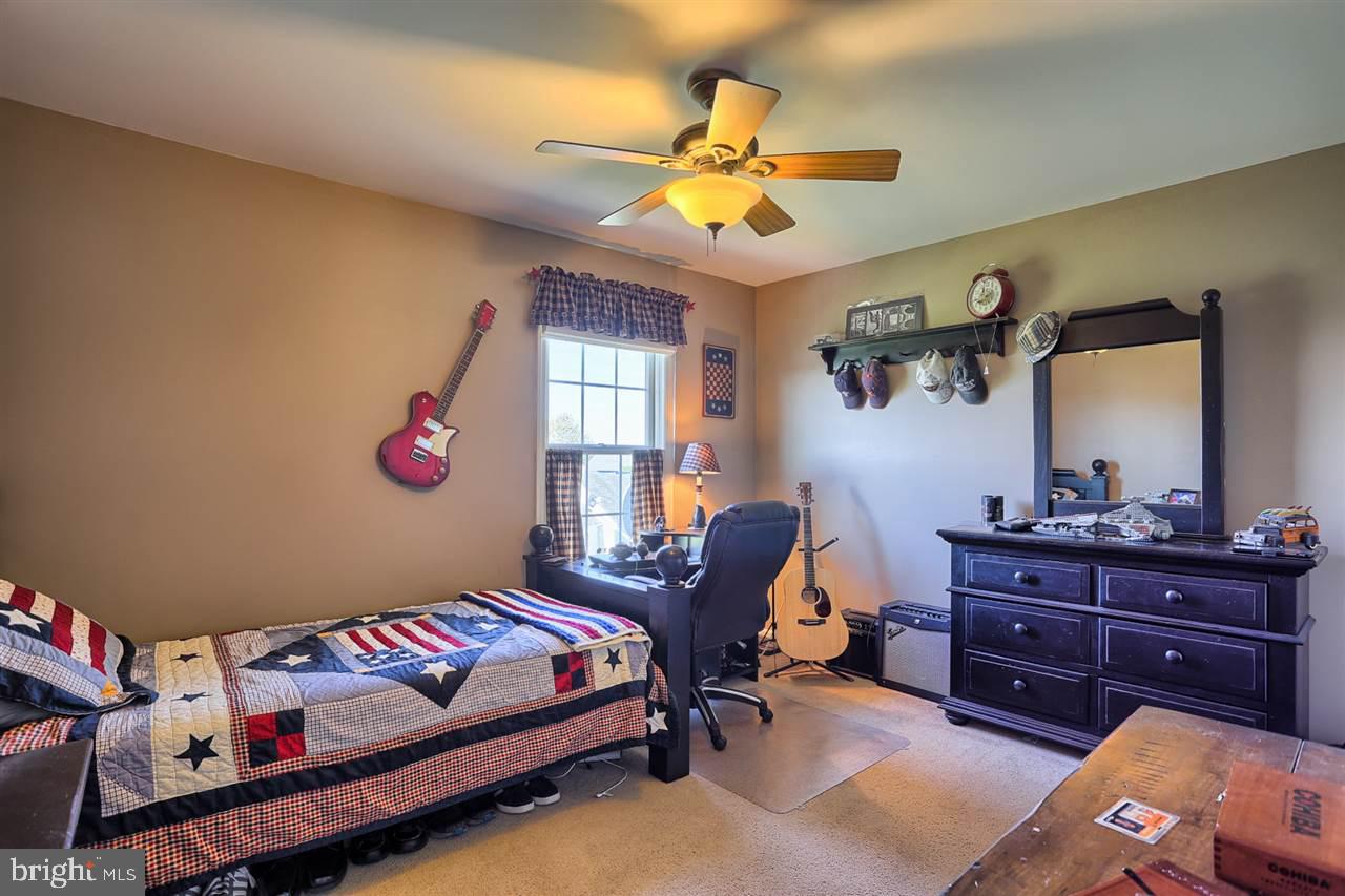 MANCHESTER MEADOWS - Residential