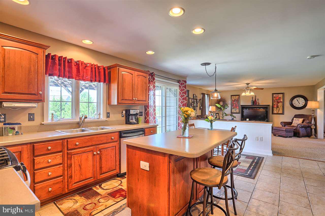 MANCHESTER MEADOWS - Residential