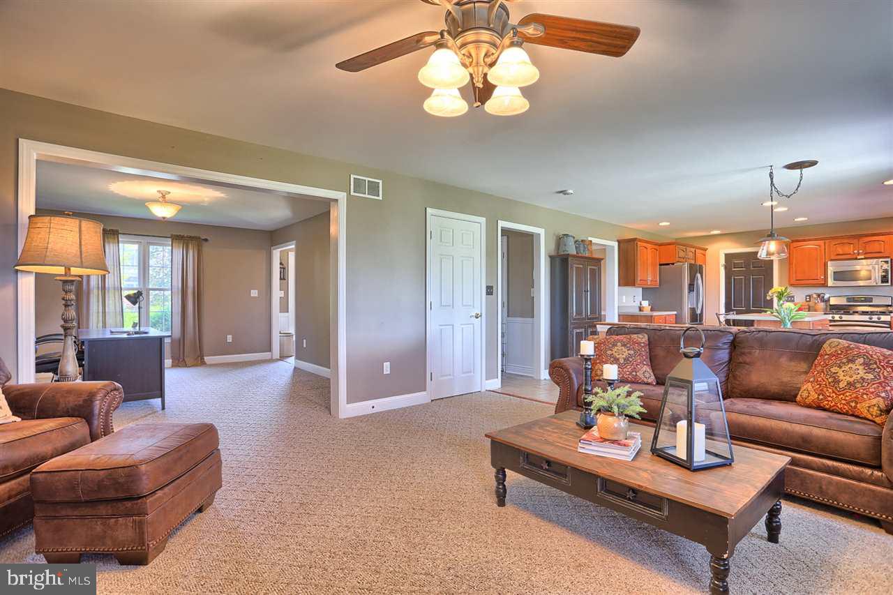 MANCHESTER MEADOWS - Residential