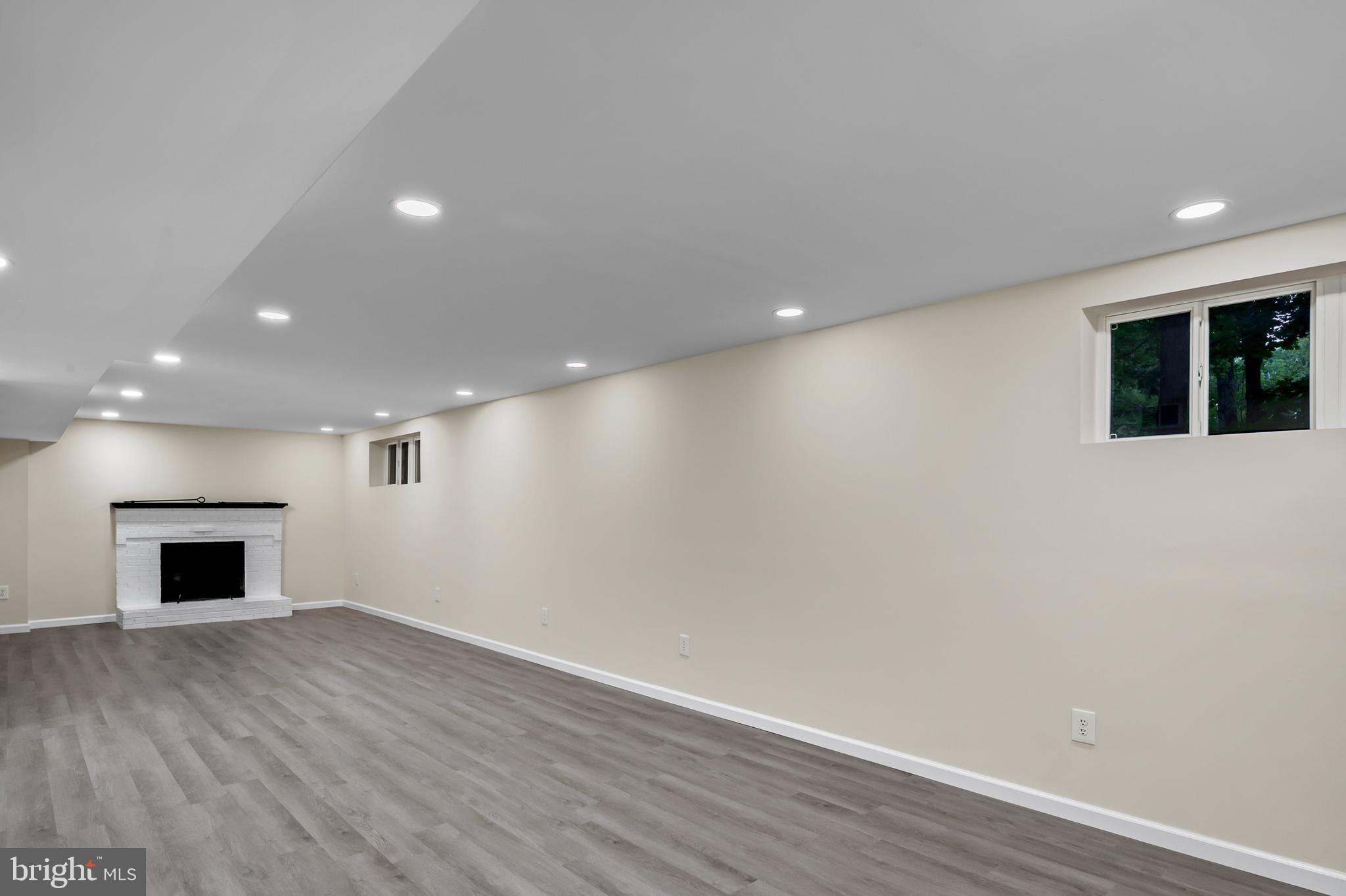 GREENFIELD - Residential