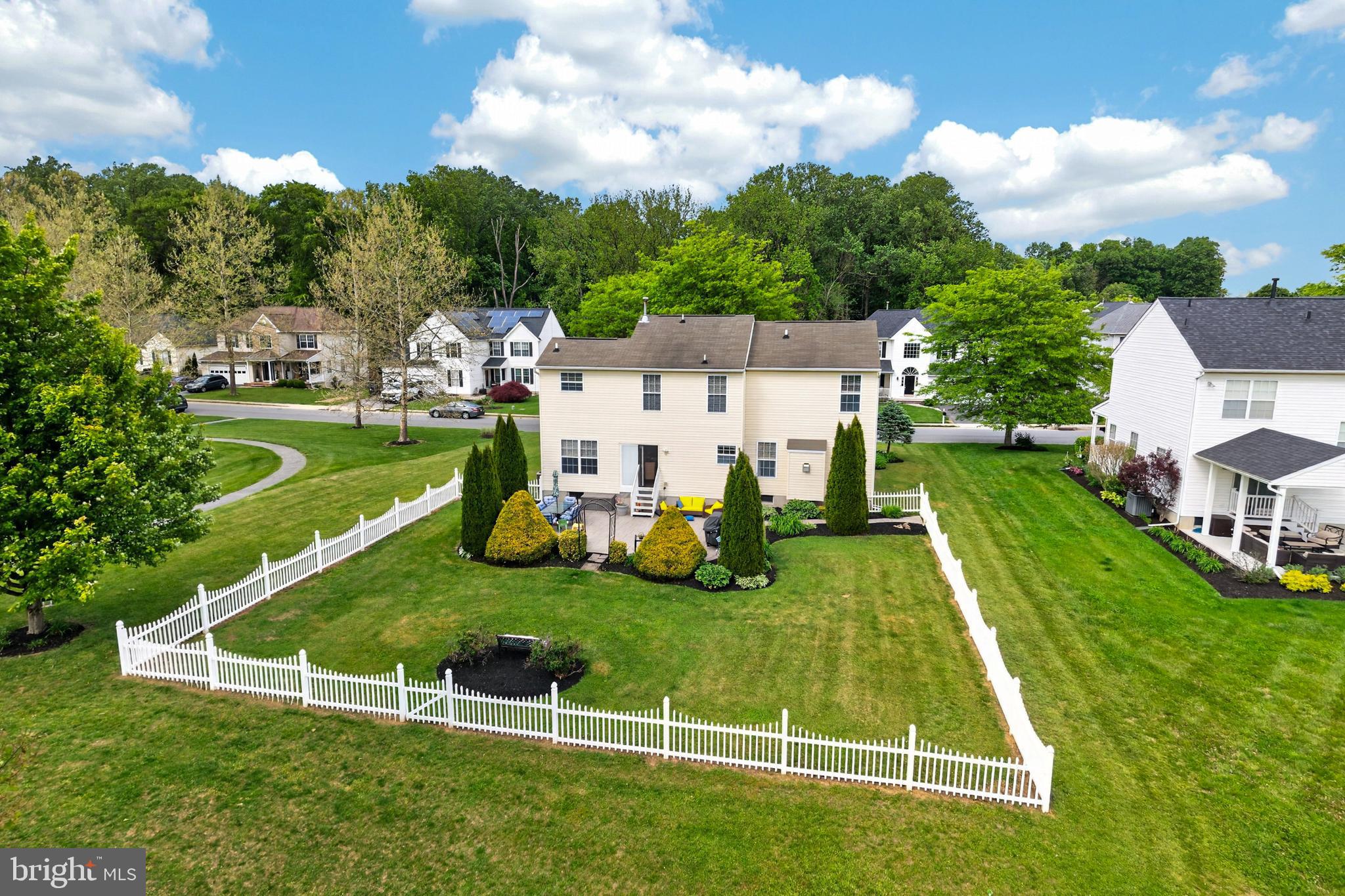 BRANFORD VILLAGE - Residential