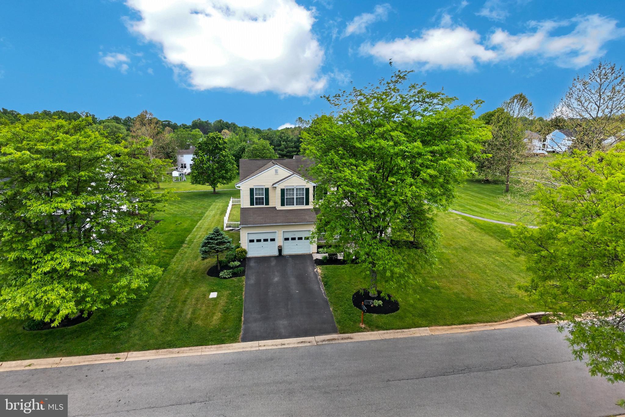 BRANFORD VILLAGE - Residential