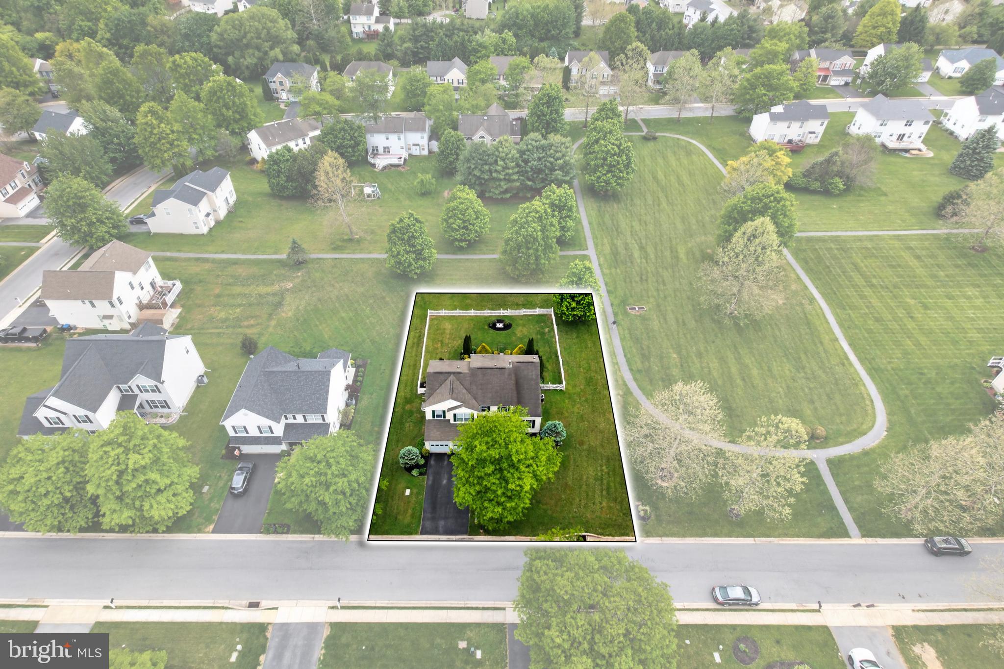 BRANFORD VILLAGE - Residential
