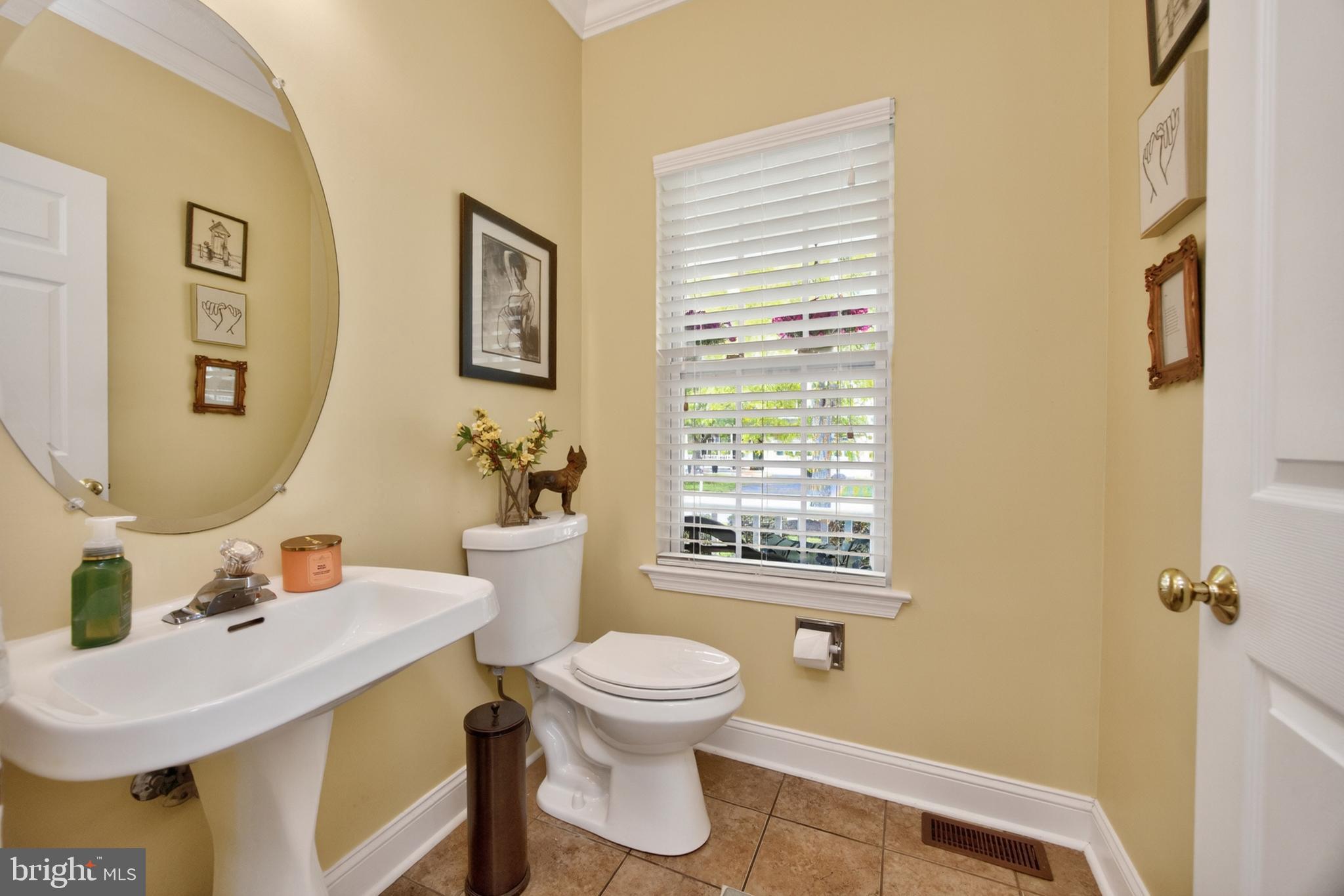 BRANFORD VILLAGE - Residential