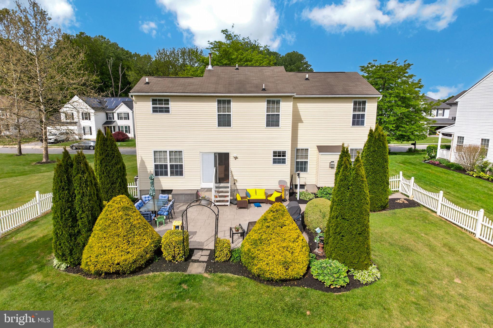 BRANFORD VILLAGE - Residential