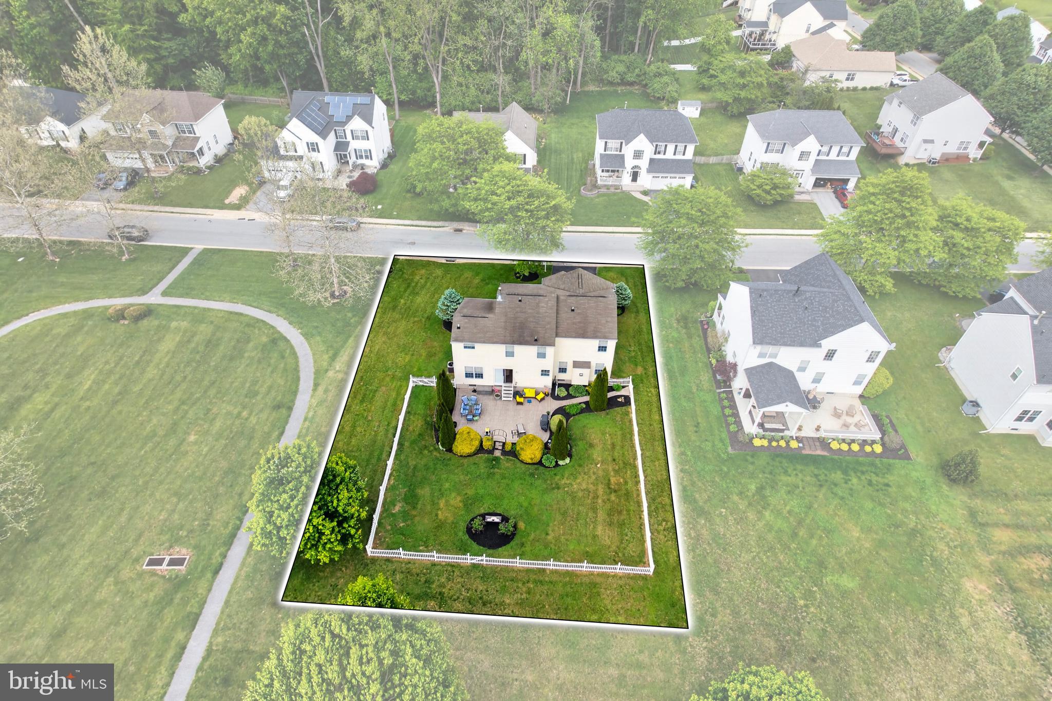 BRANFORD VILLAGE - Residential