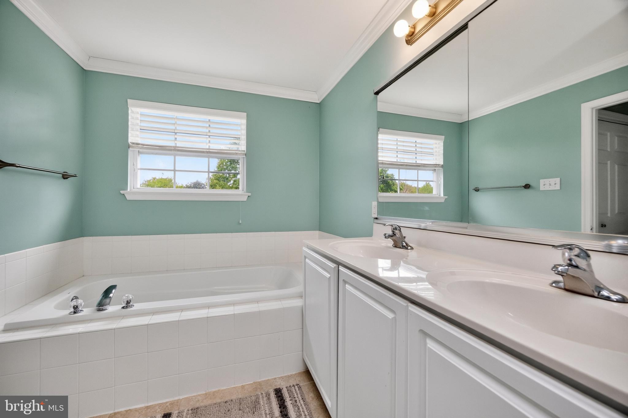 BRANFORD VILLAGE - Residential