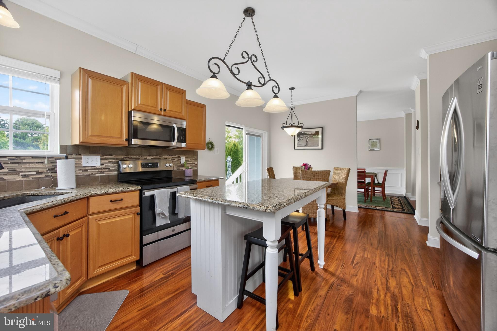 BRANFORD VILLAGE - Residential