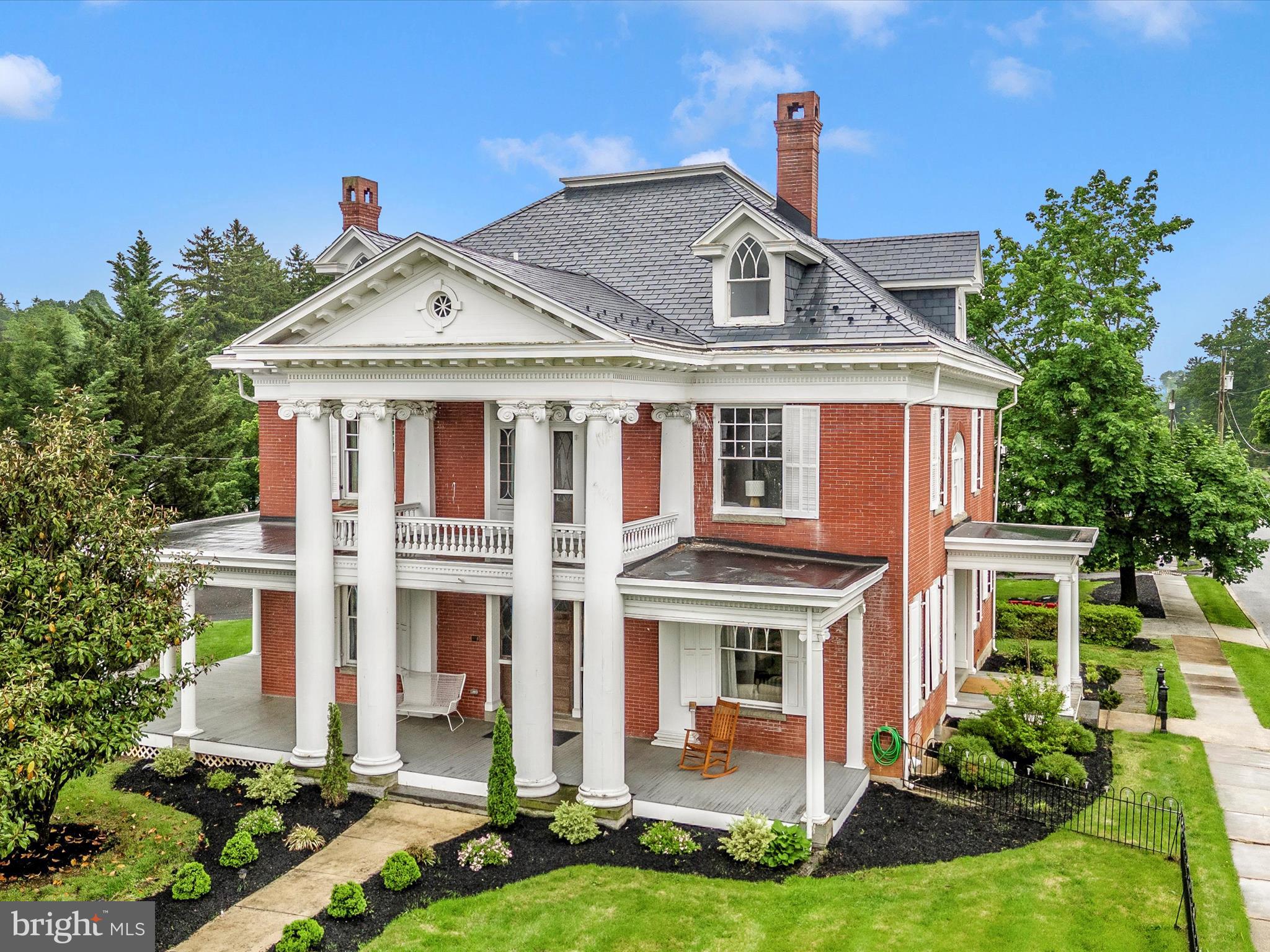 11 LINDEN AVENUE
