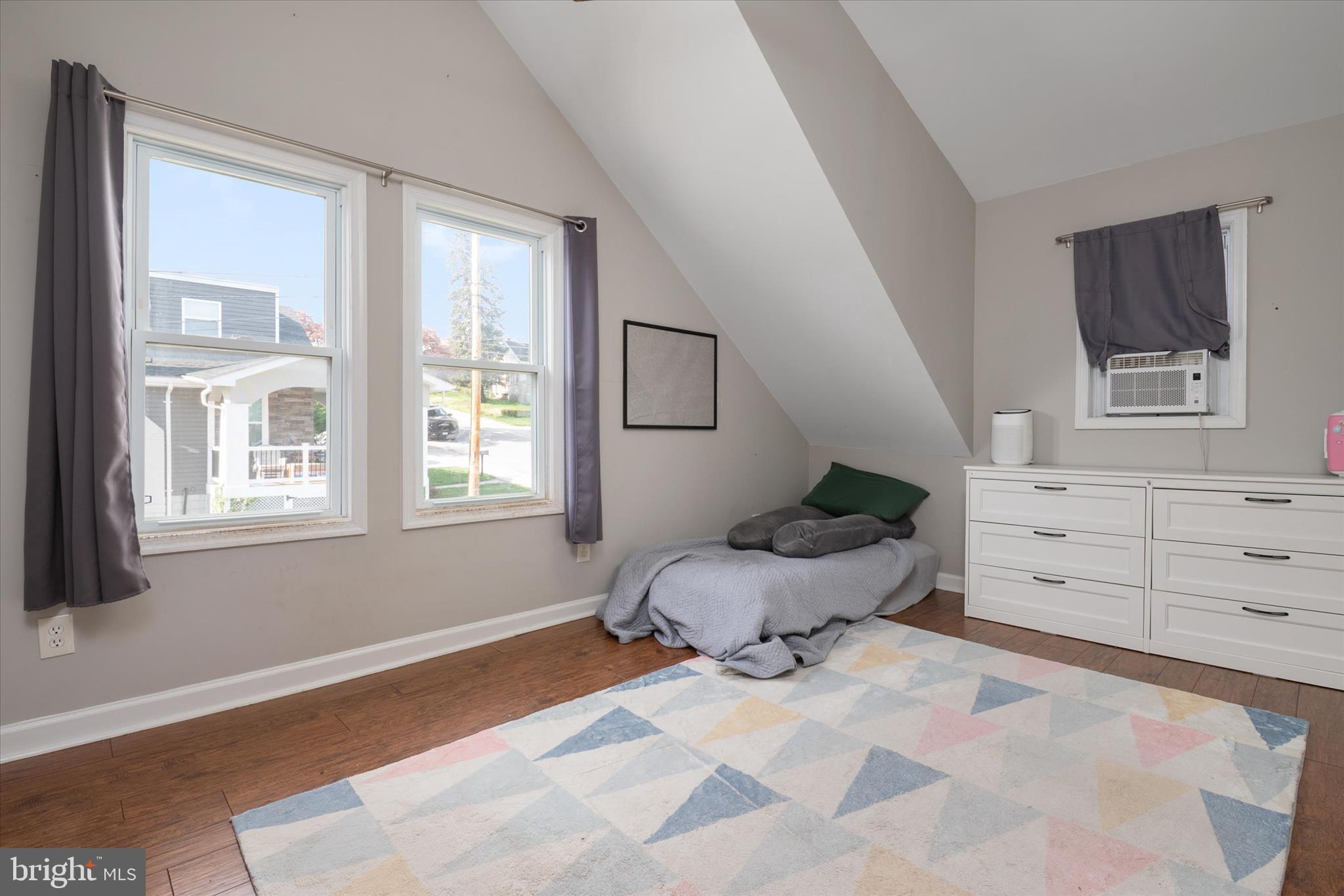 LINTHICUM HEIGHTS - Residential