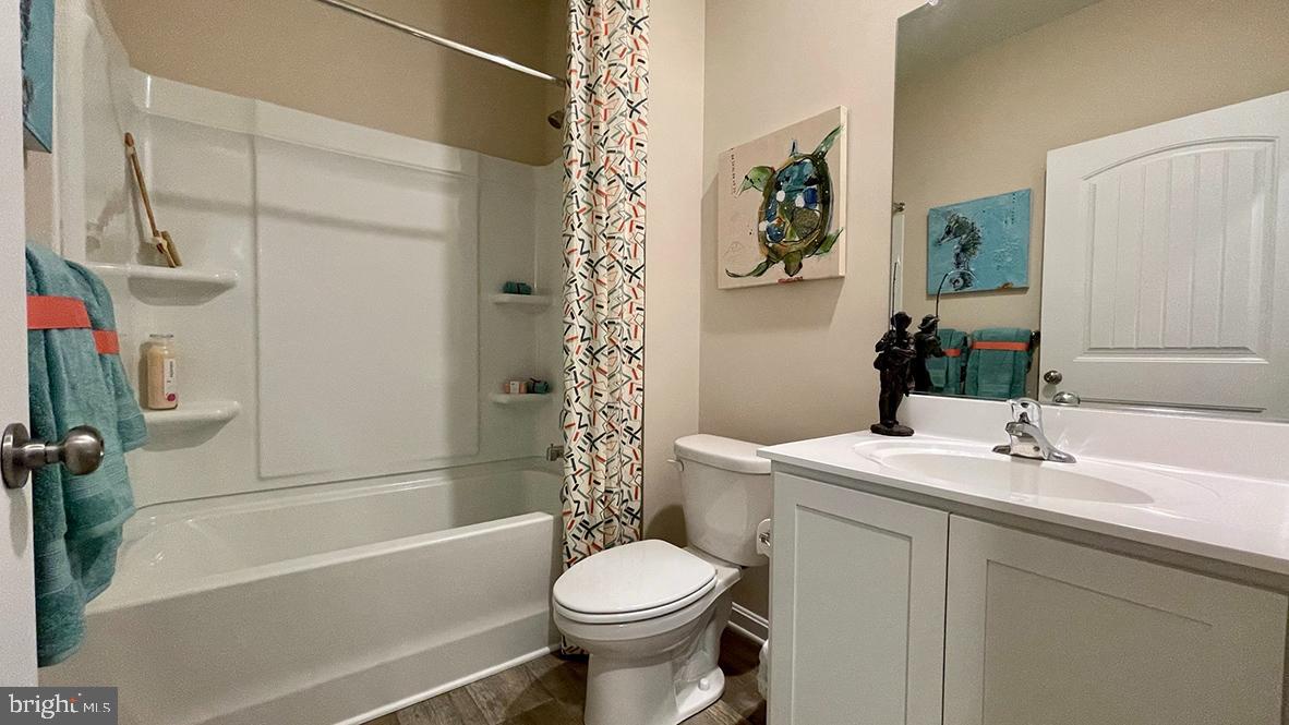 BARKSDALE CROSSING - Residential