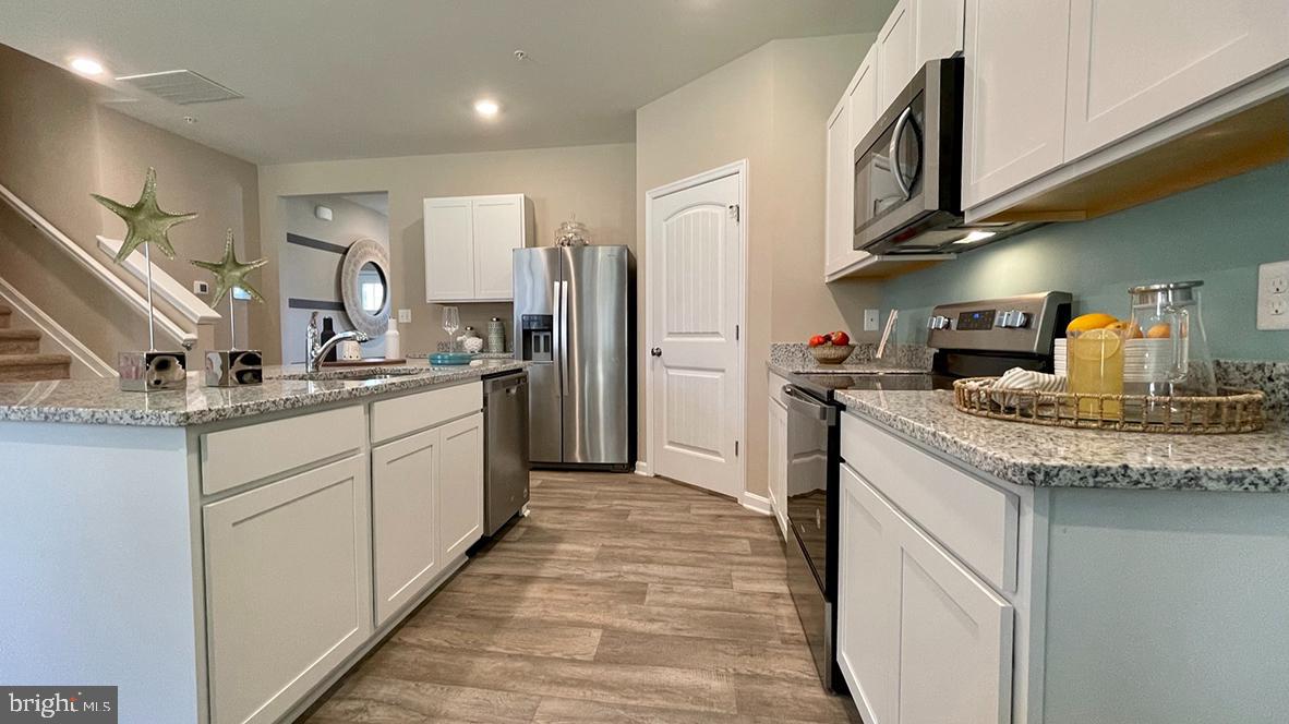 BARKSDALE CROSSING - Residential