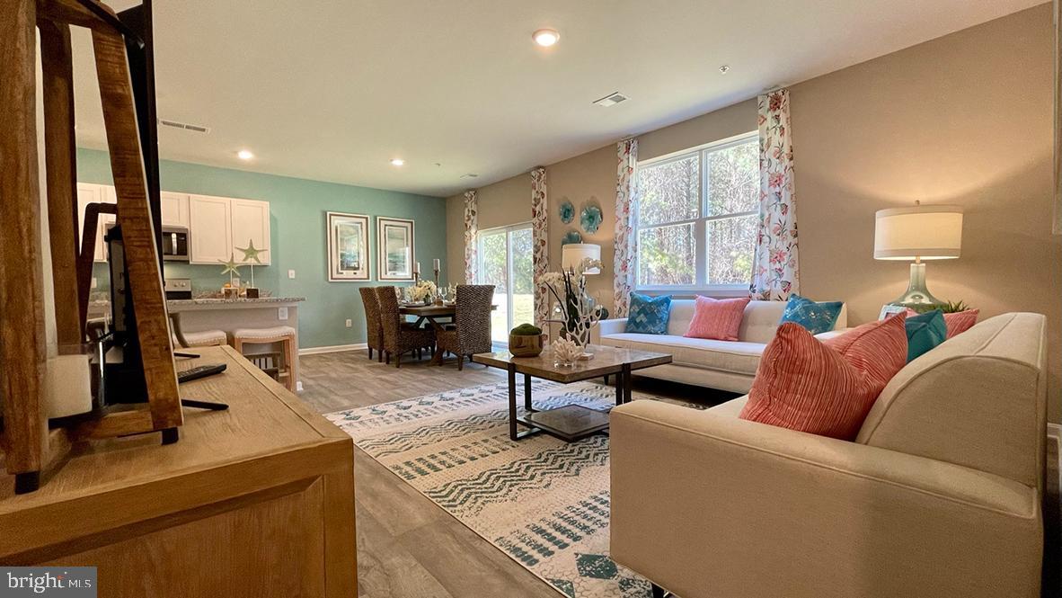 BARKSDALE CROSSING - Residential