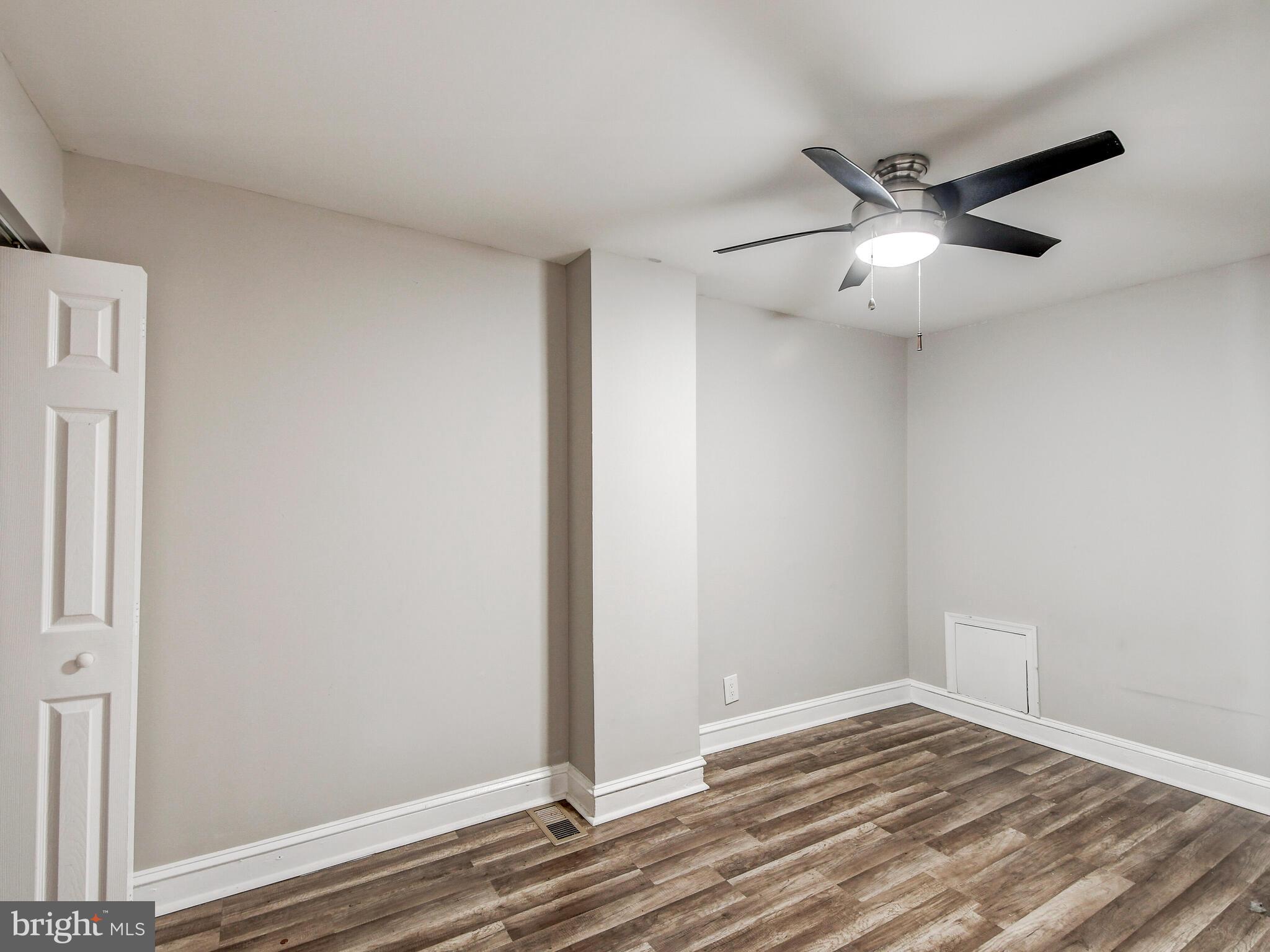 HIGHLANDTOWN - Residential