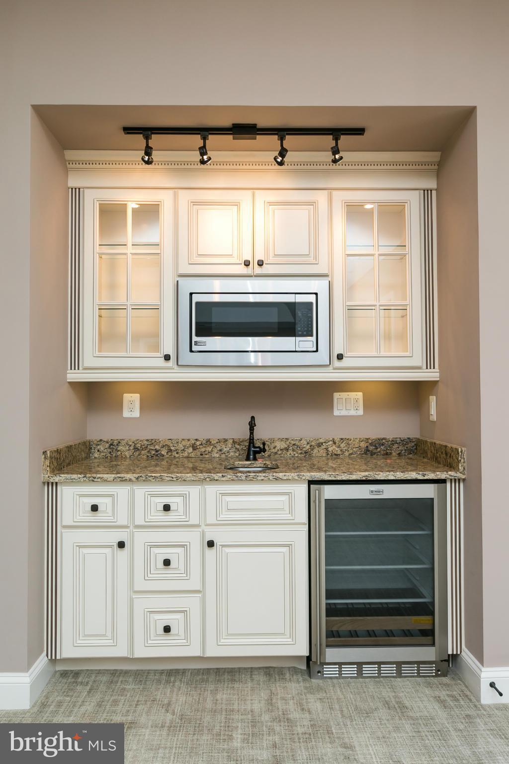 VELVET VALLEY - Residential