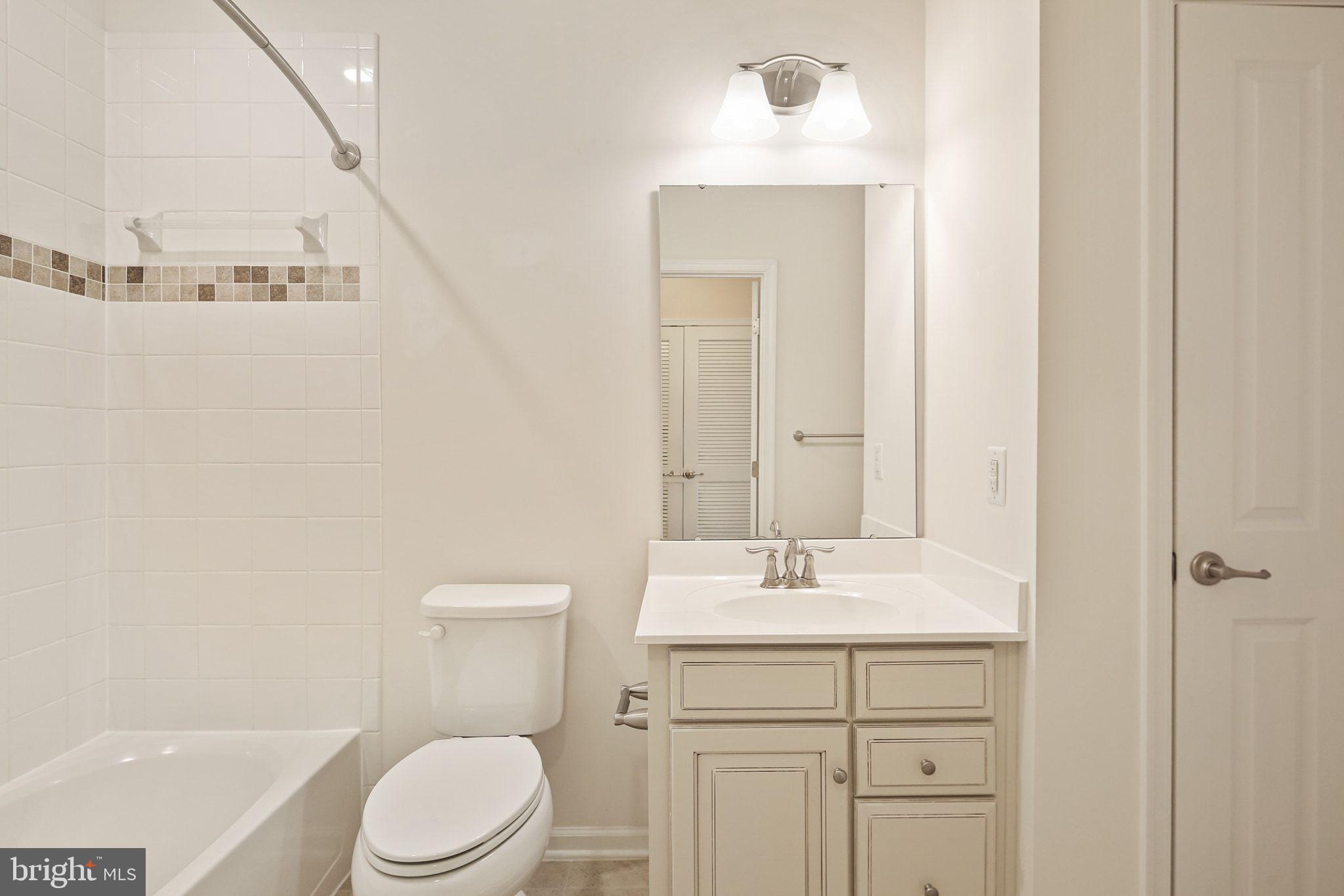 WAVERLY WOODS WEST - Residential