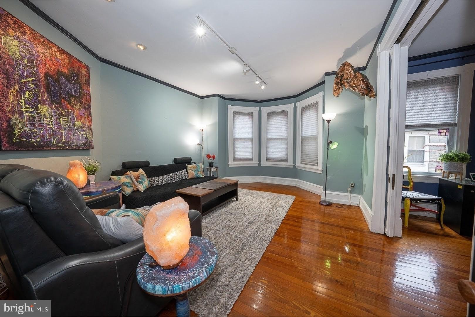 RIDLEY PARK - Residential