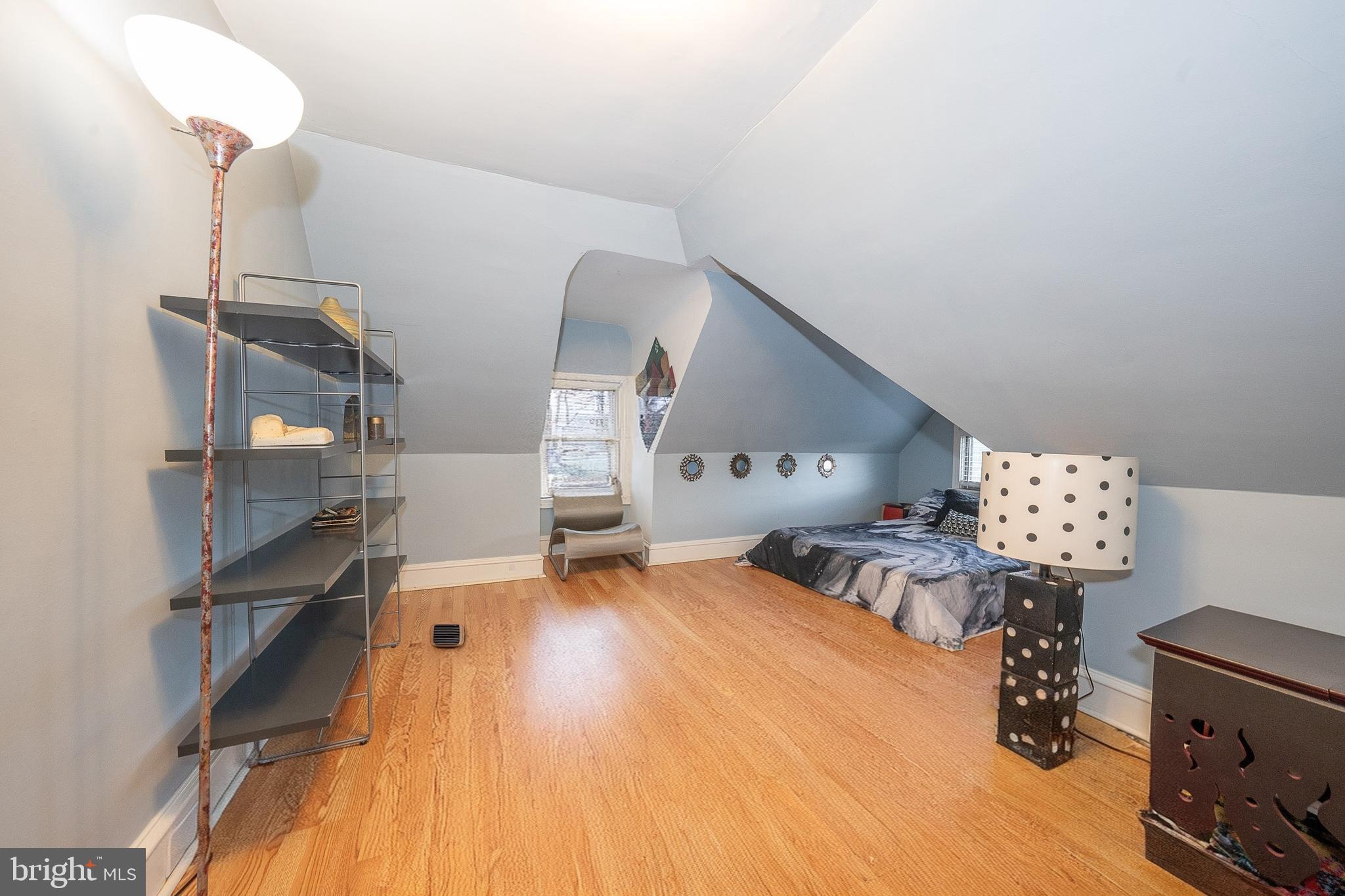 RIDLEY PARK - Residential