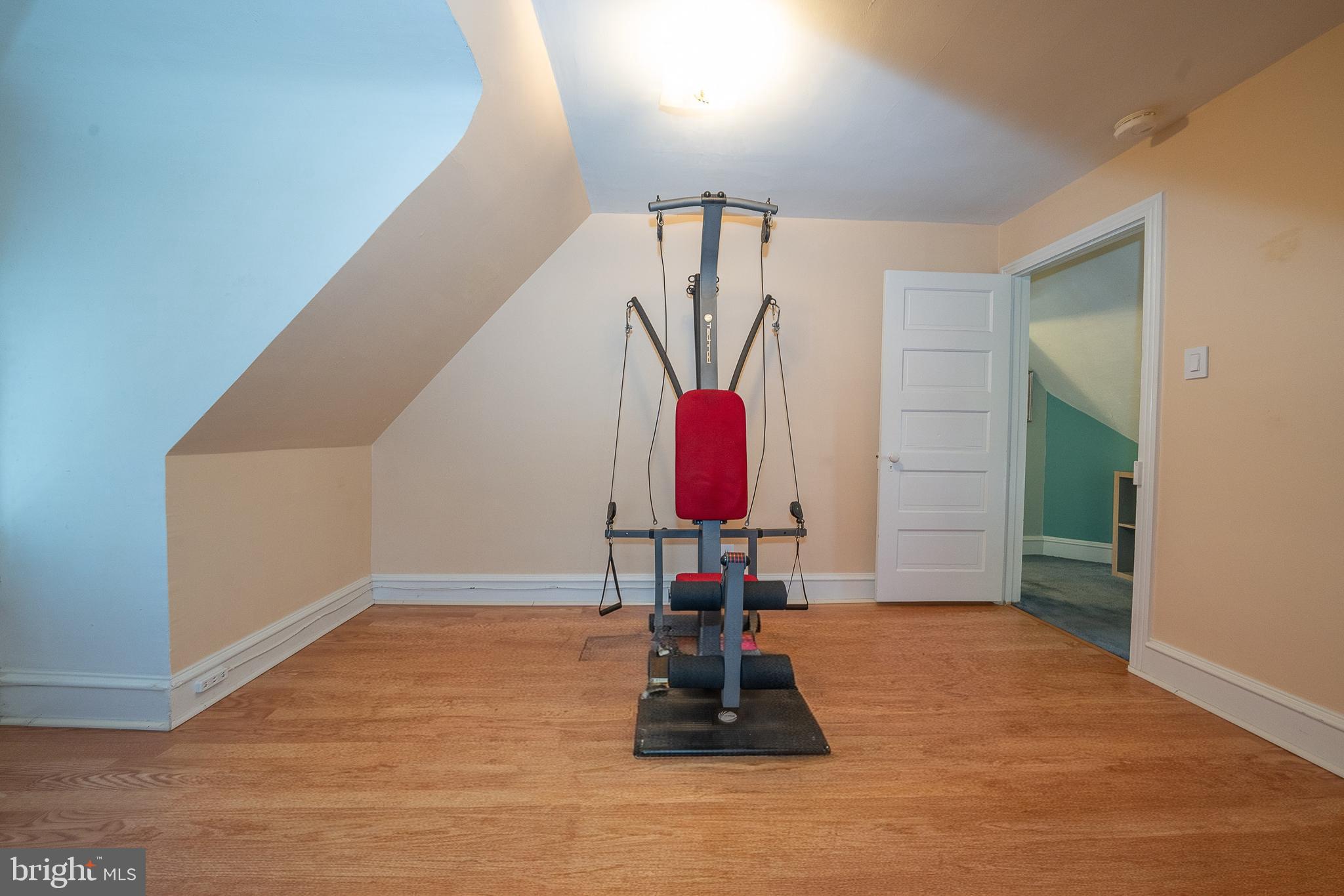 RIDLEY PARK - Residential