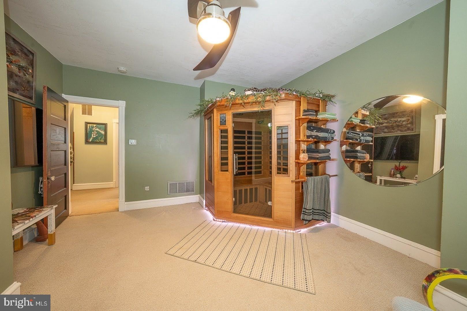 RIDLEY PARK - Residential