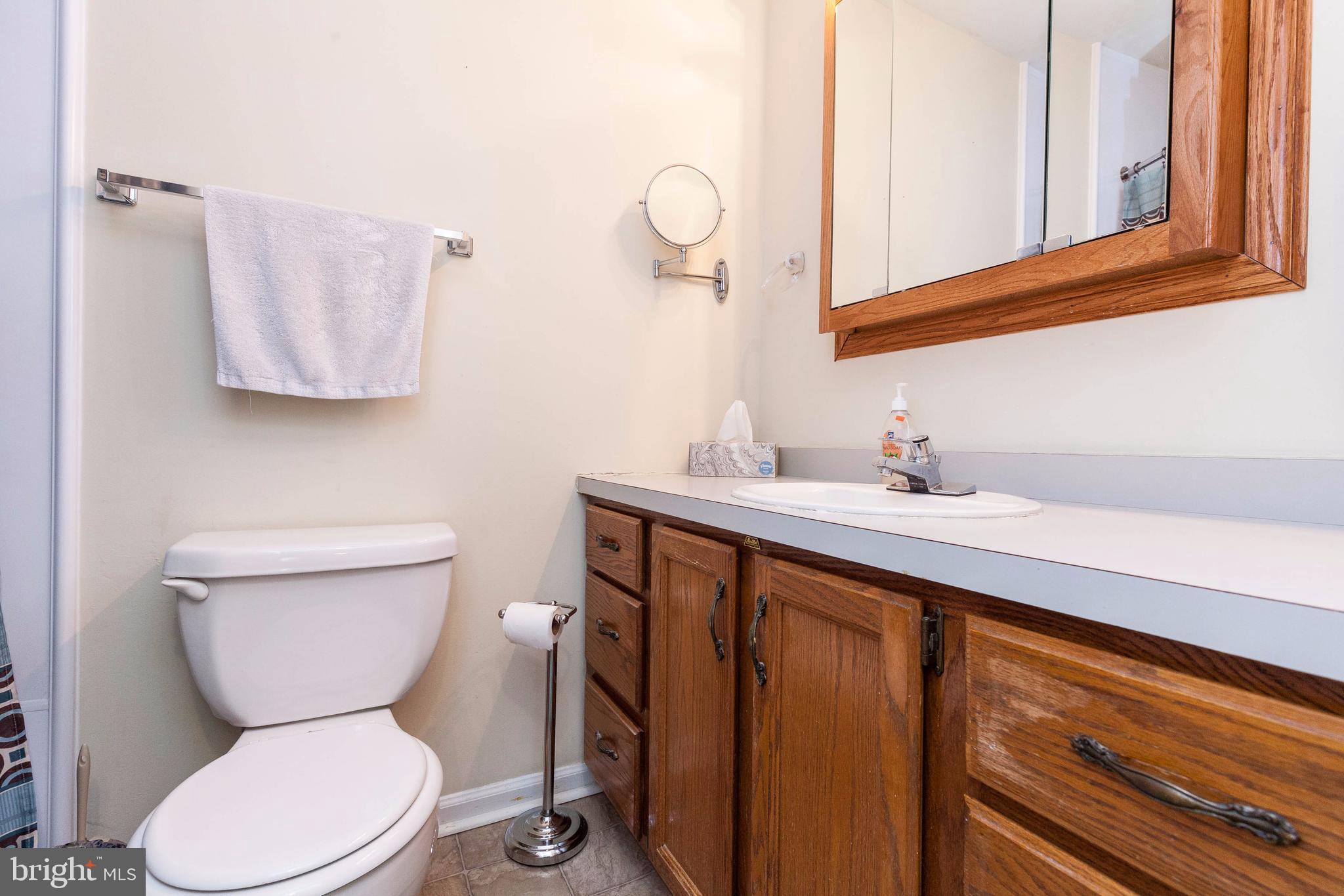 COLONIAL ACRES - Residential