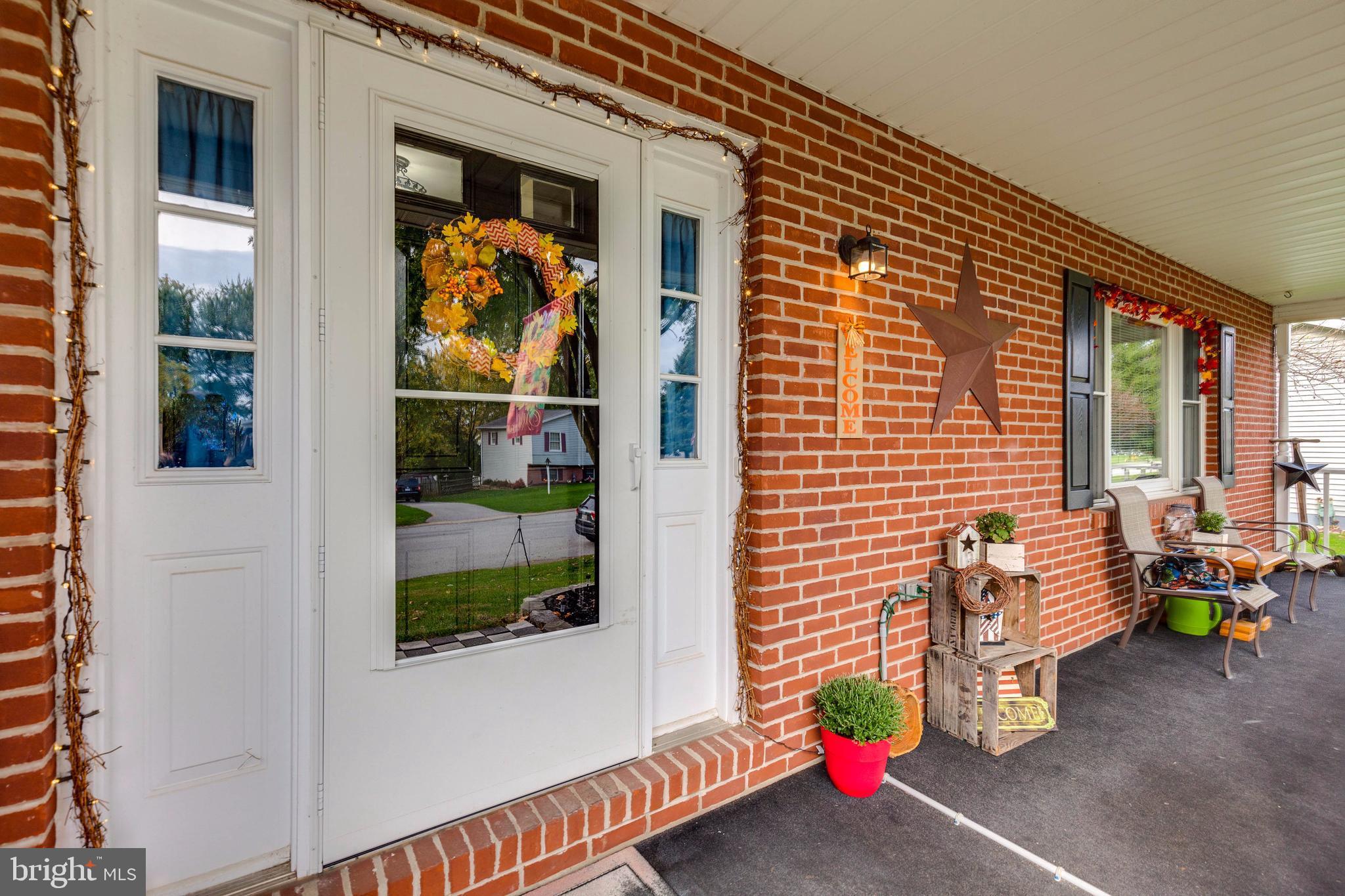 COLONIAL ACRES - Residential