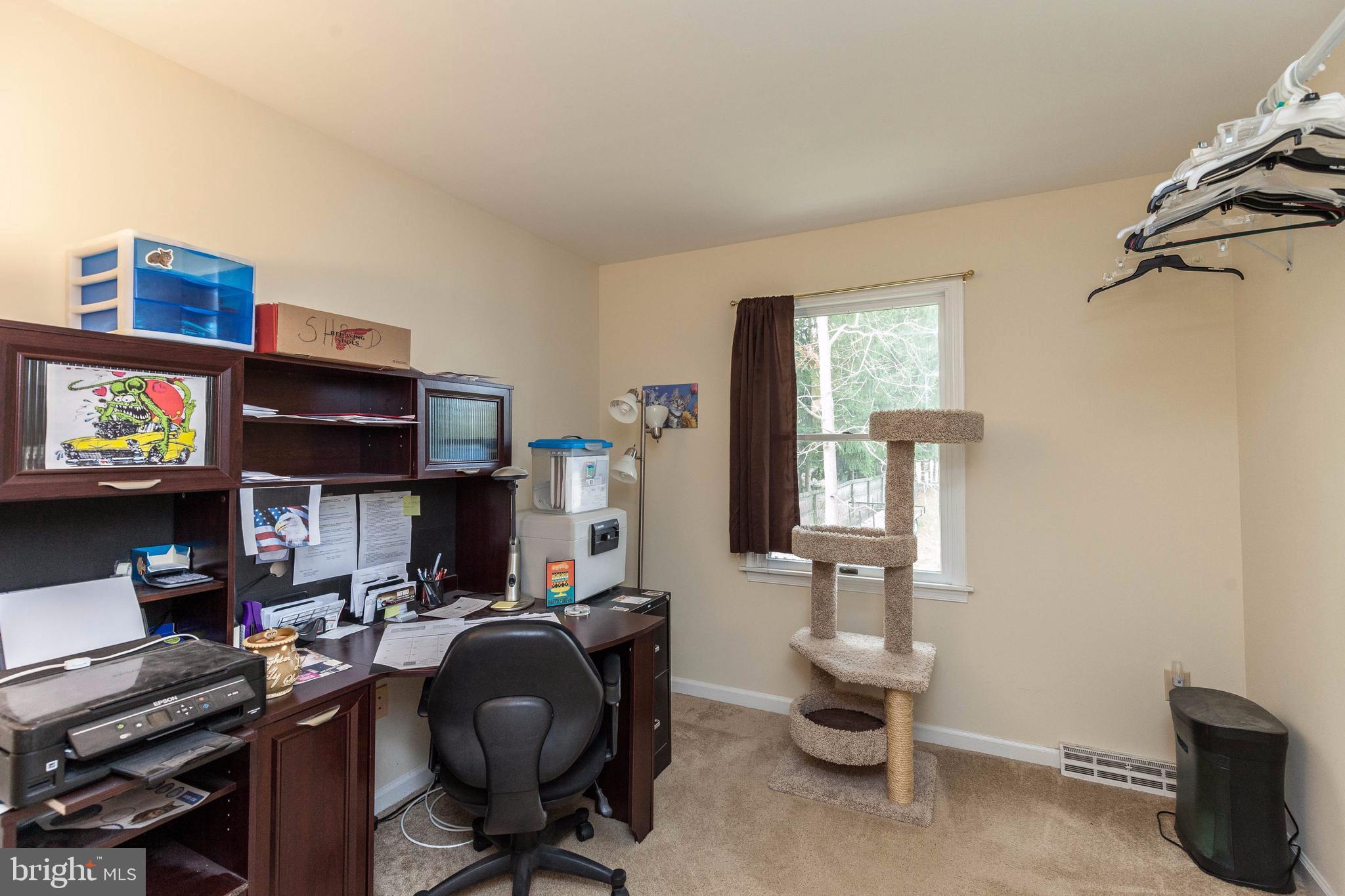 COLONIAL ACRES - Residential