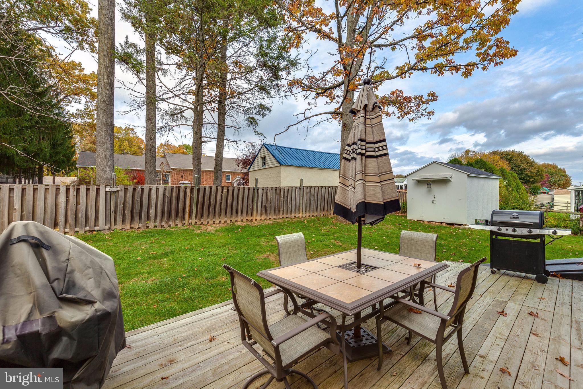 COLONIAL ACRES - Residential