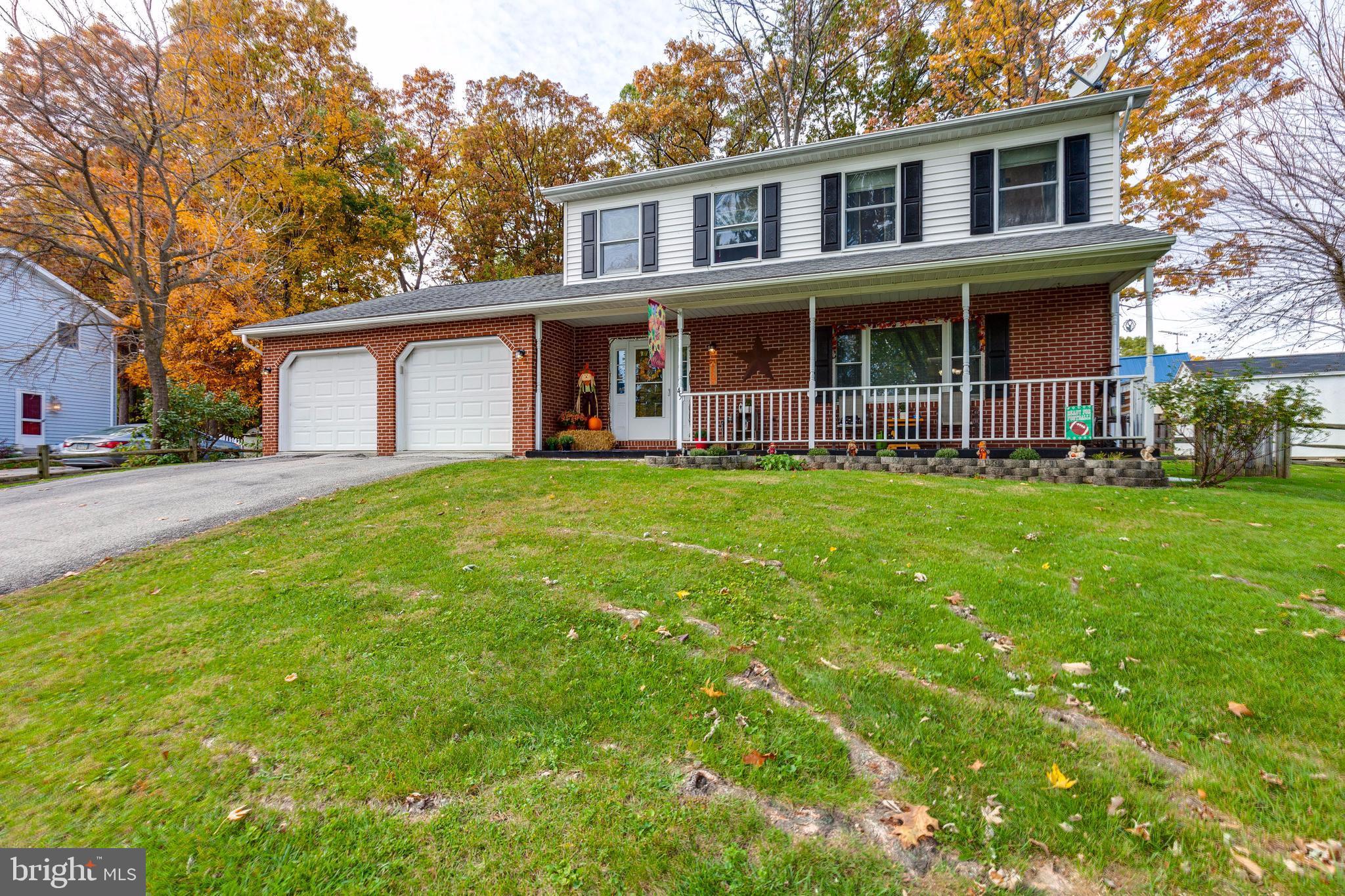 COLONIAL ACRES - Residential