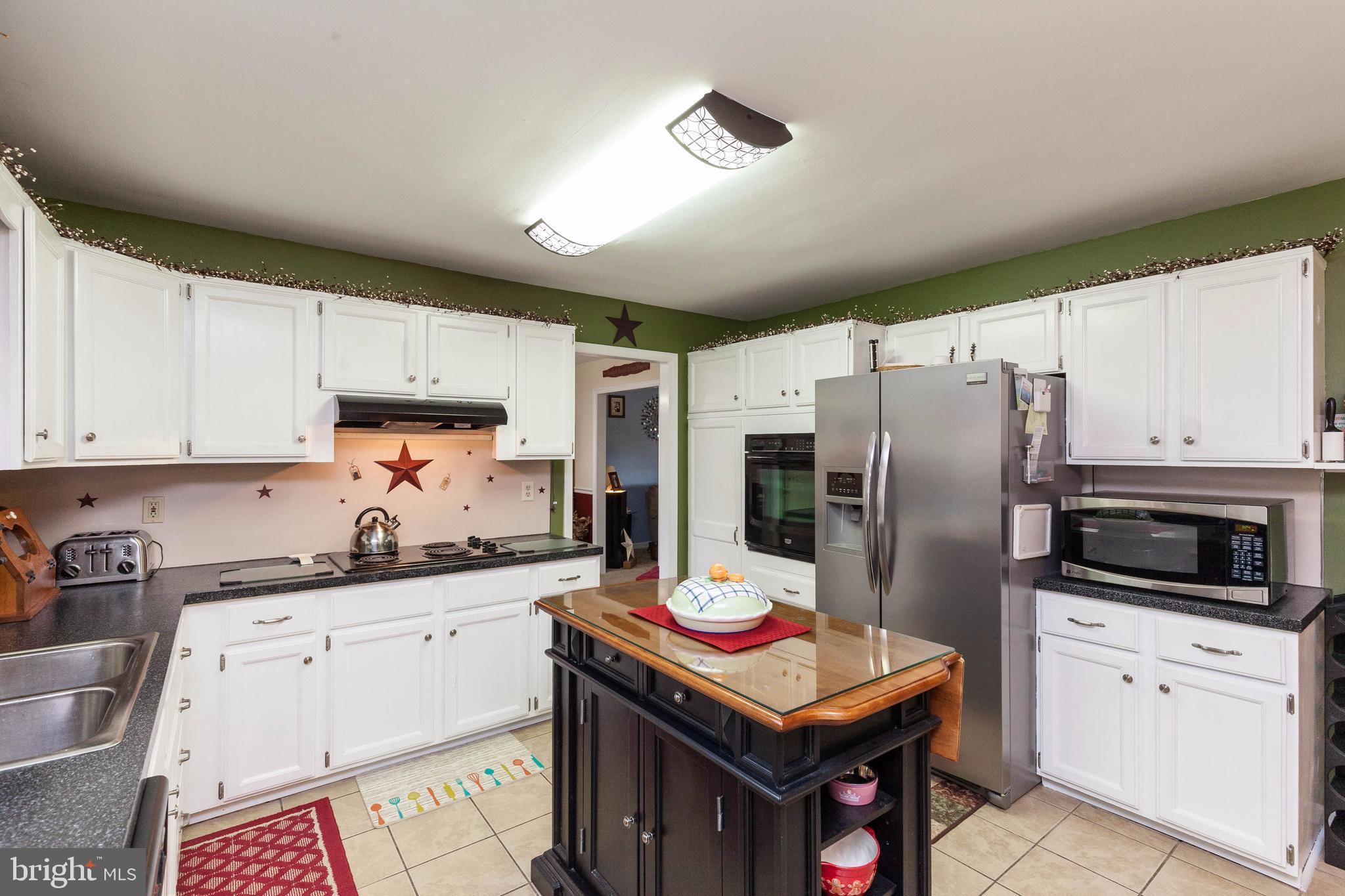 COLONIAL ACRES - Residential