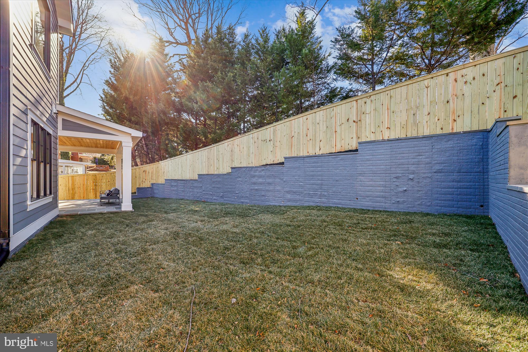 DUNLOP HILLS - Residential