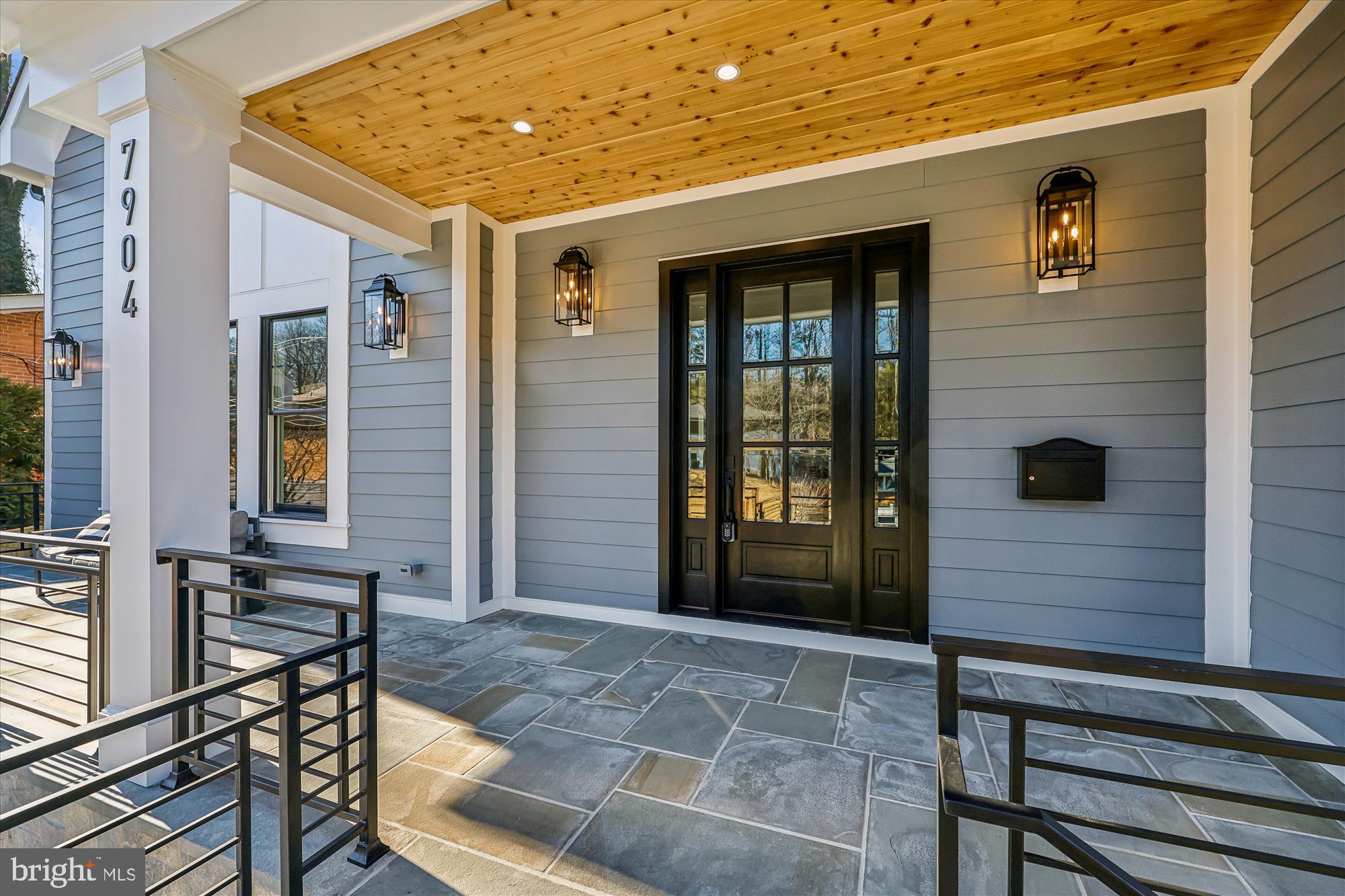 DUNLOP HILLS - Residential