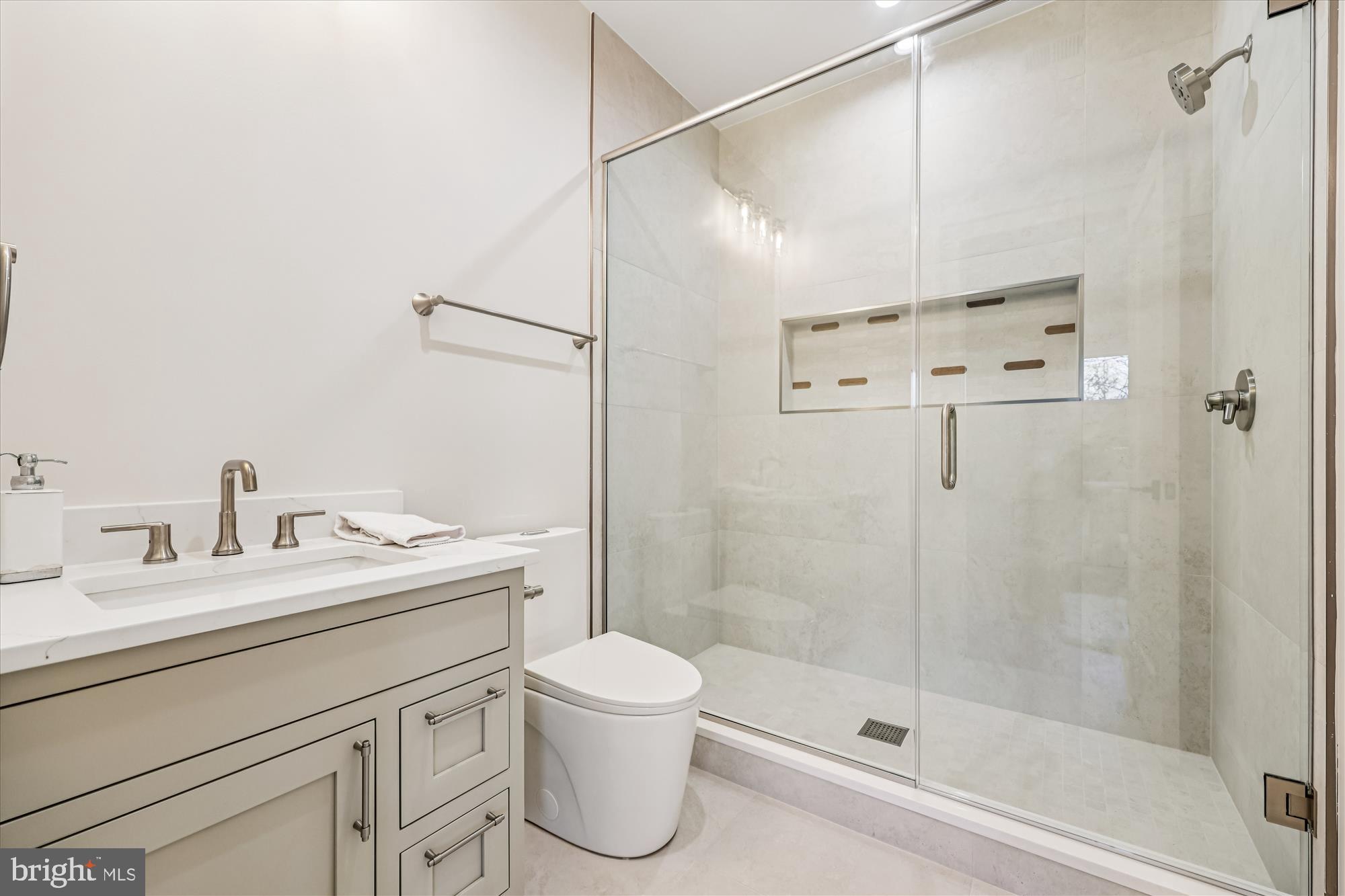 DUNLOP HILLS - Residential