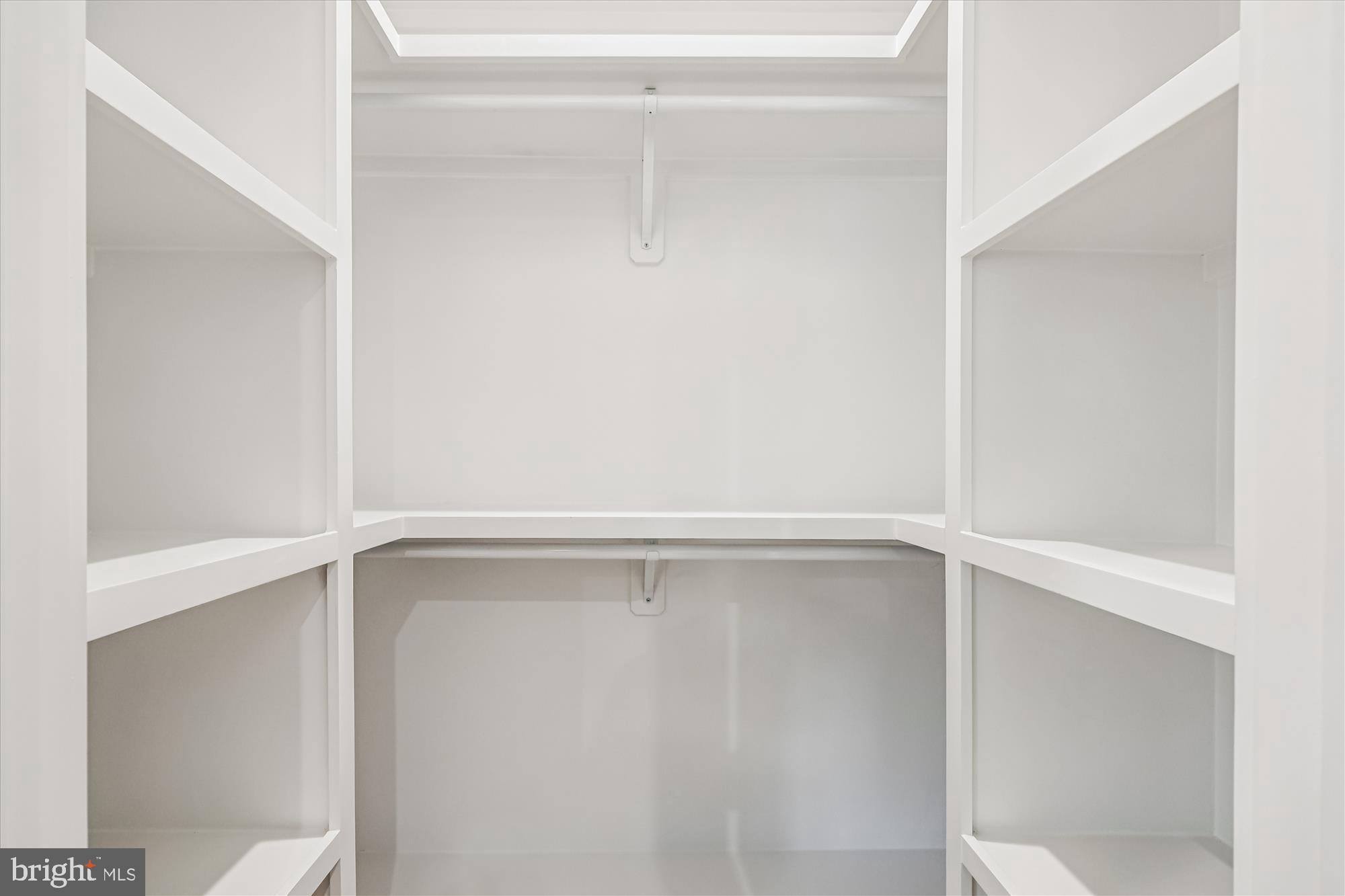 DUNLOP HILLS - Residential