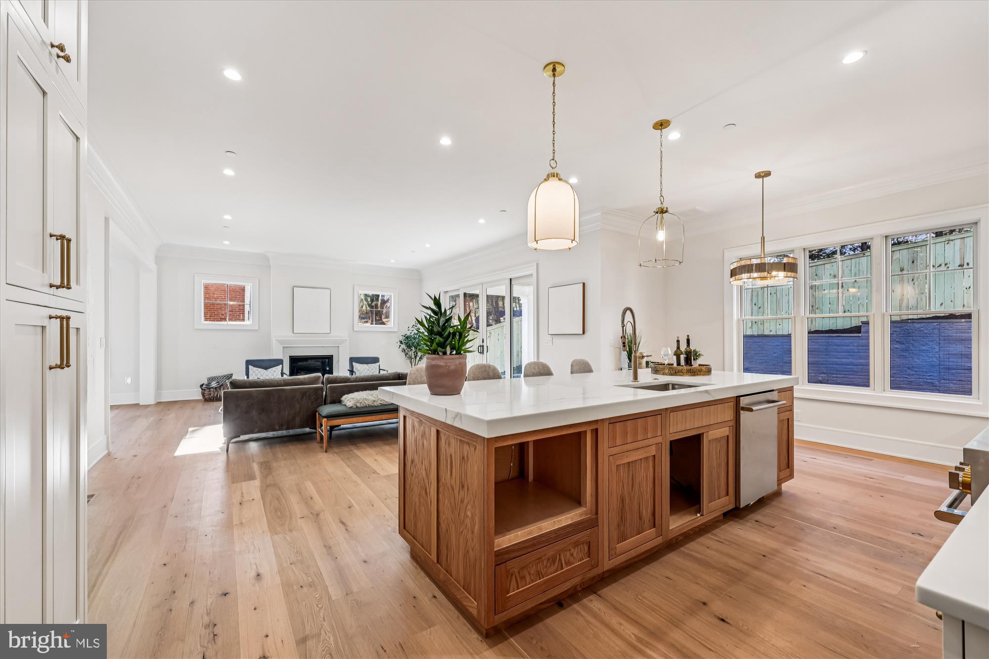 DUNLOP HILLS - Residential