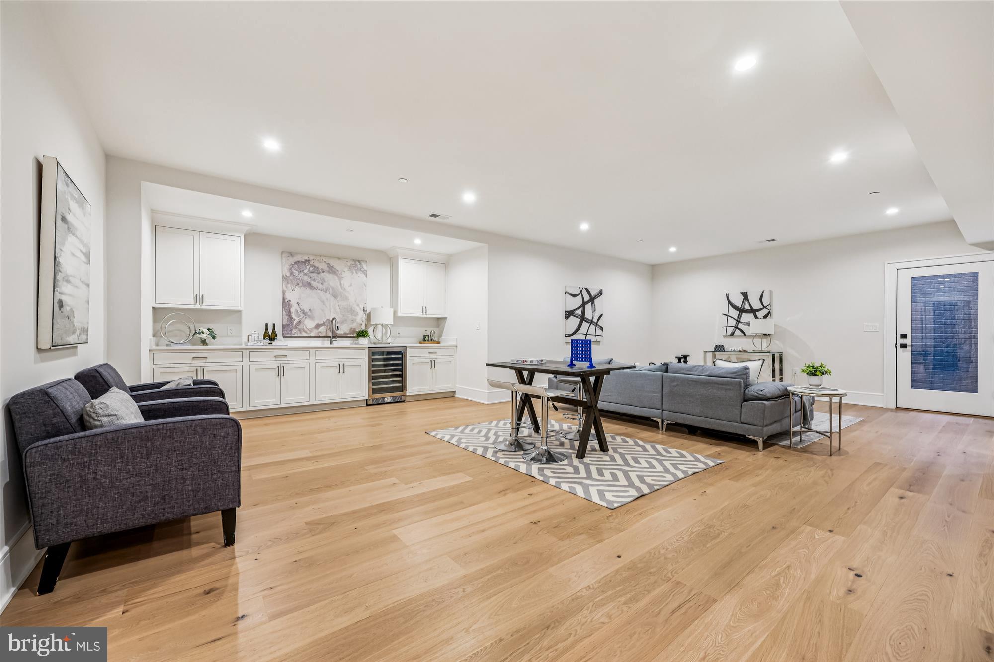 DUNLOP HILLS - Residential