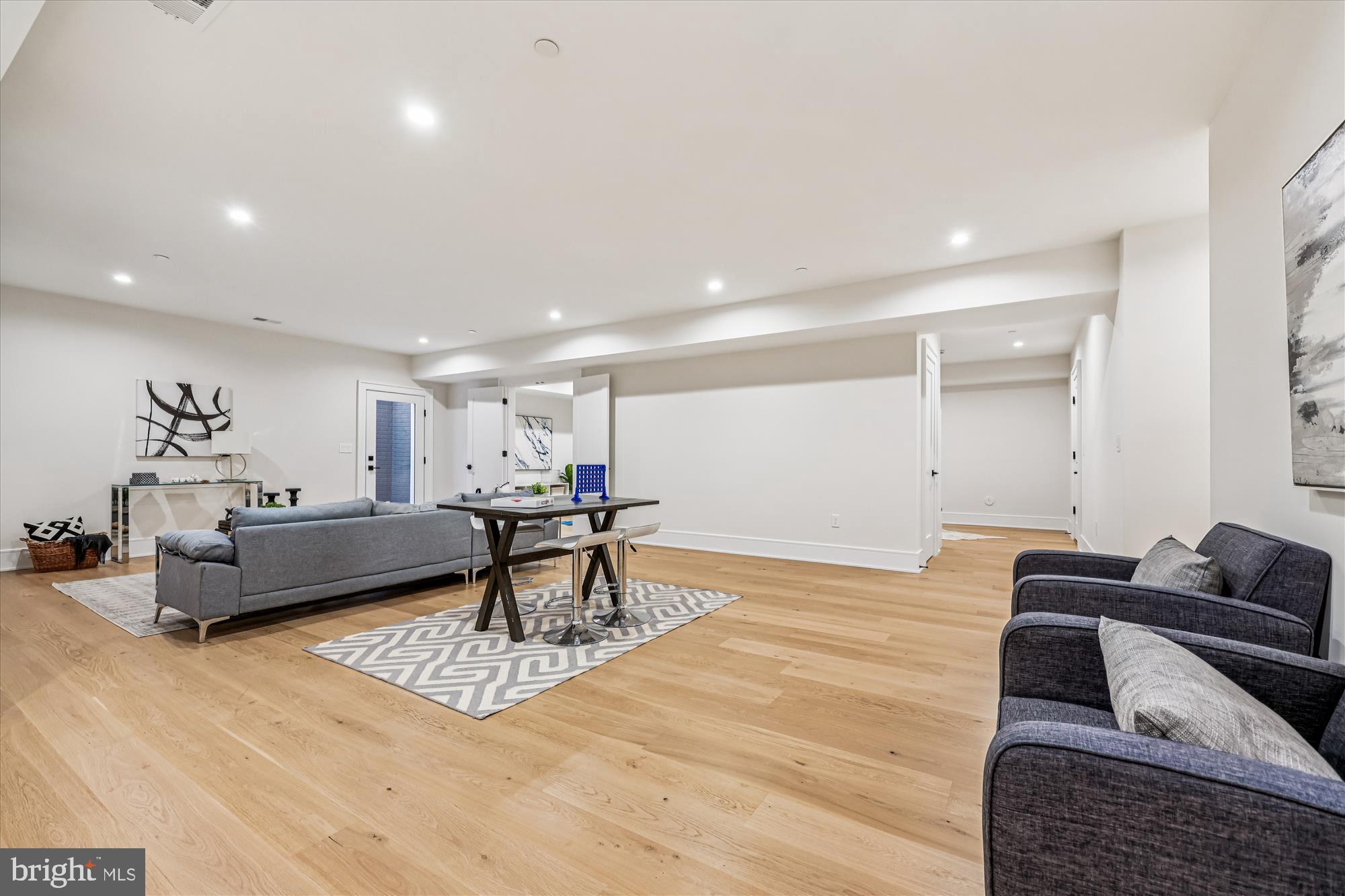 DUNLOP HILLS - Residential