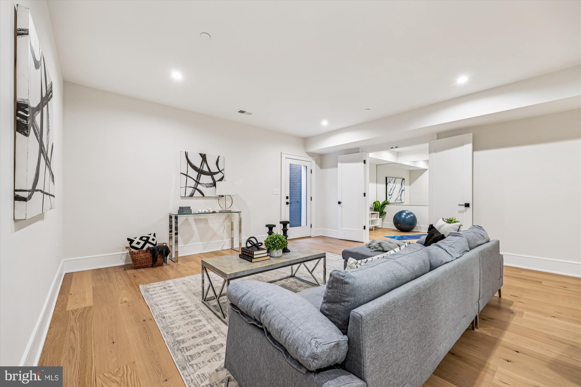 DUNLOP HILLS - Residential